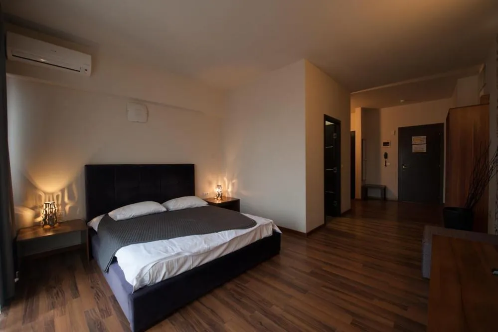 Photo of the whole room, Bed in Hotel Hemingway Residence