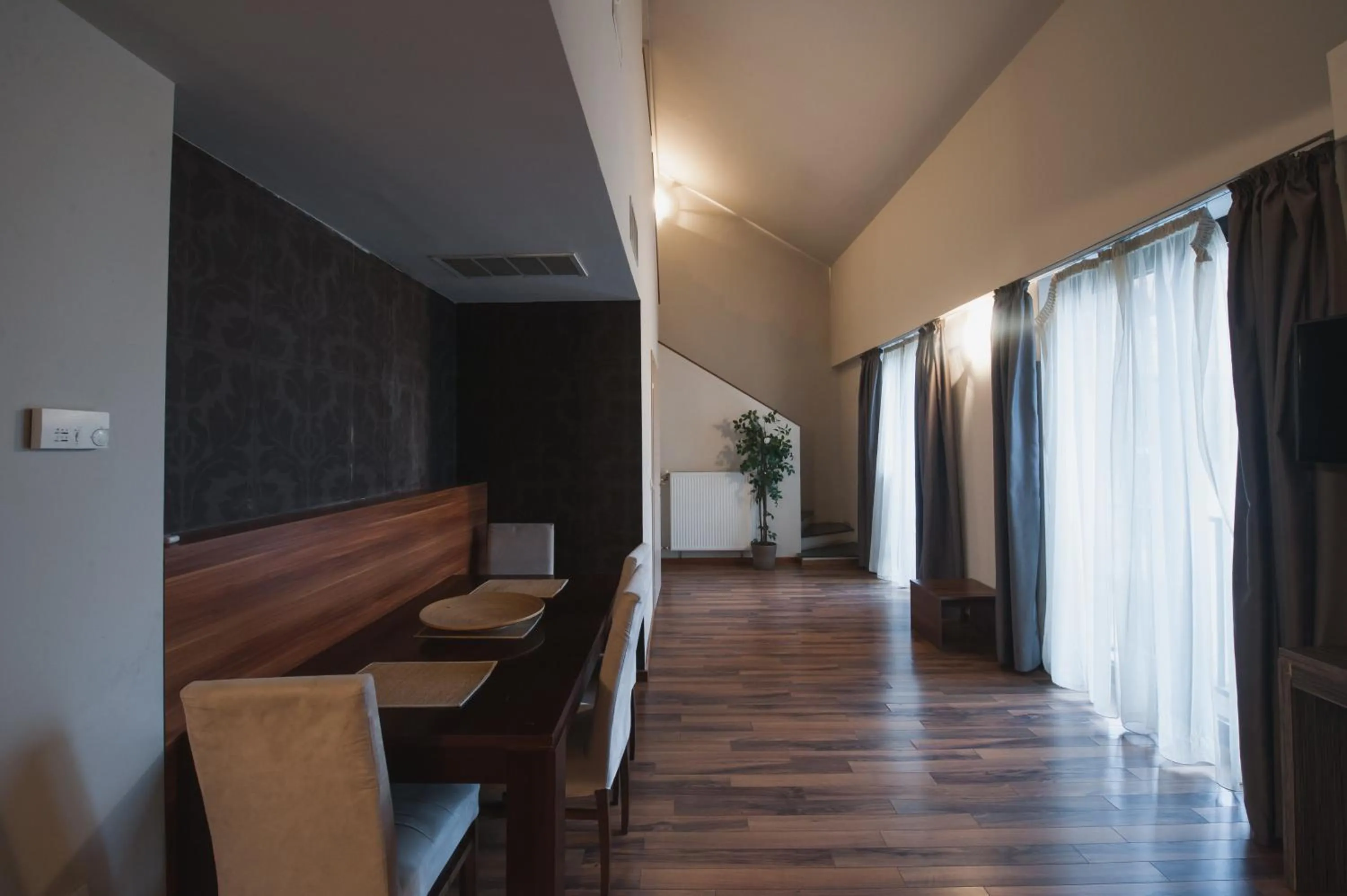 TV and multimedia in Hotel Hemingway Residence