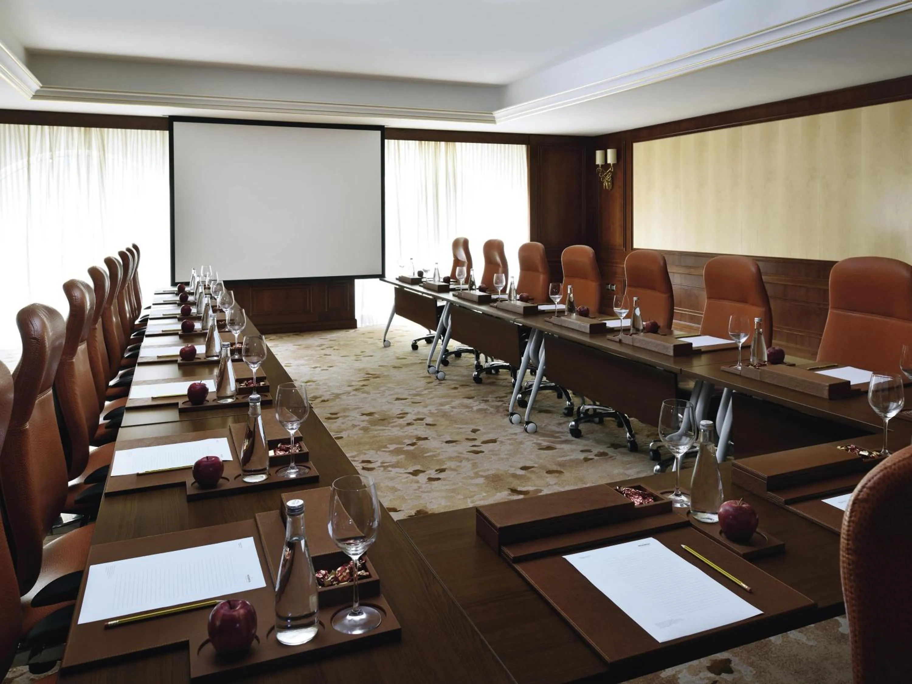 Meeting/conference room in Mövenpick Hotel City Star Jeddah