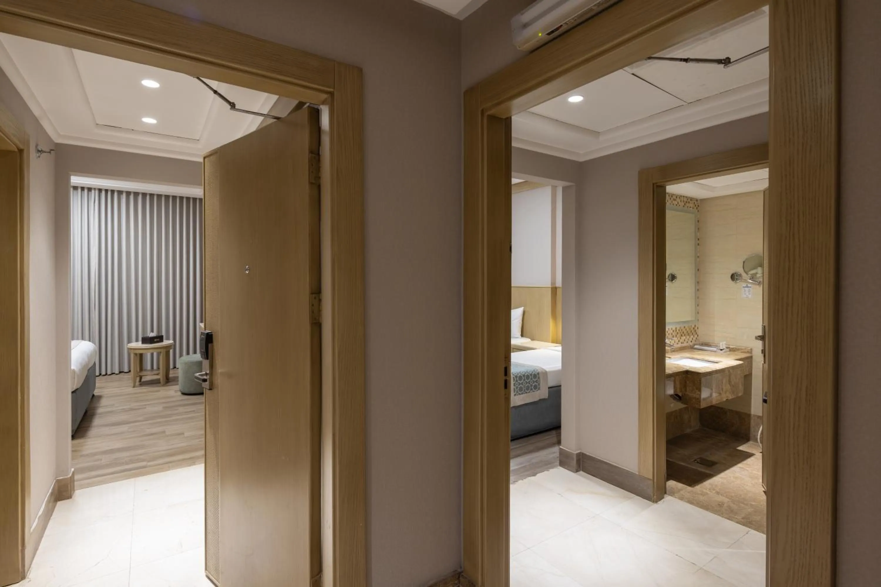 Bedroom, Bed in فندق عفراء