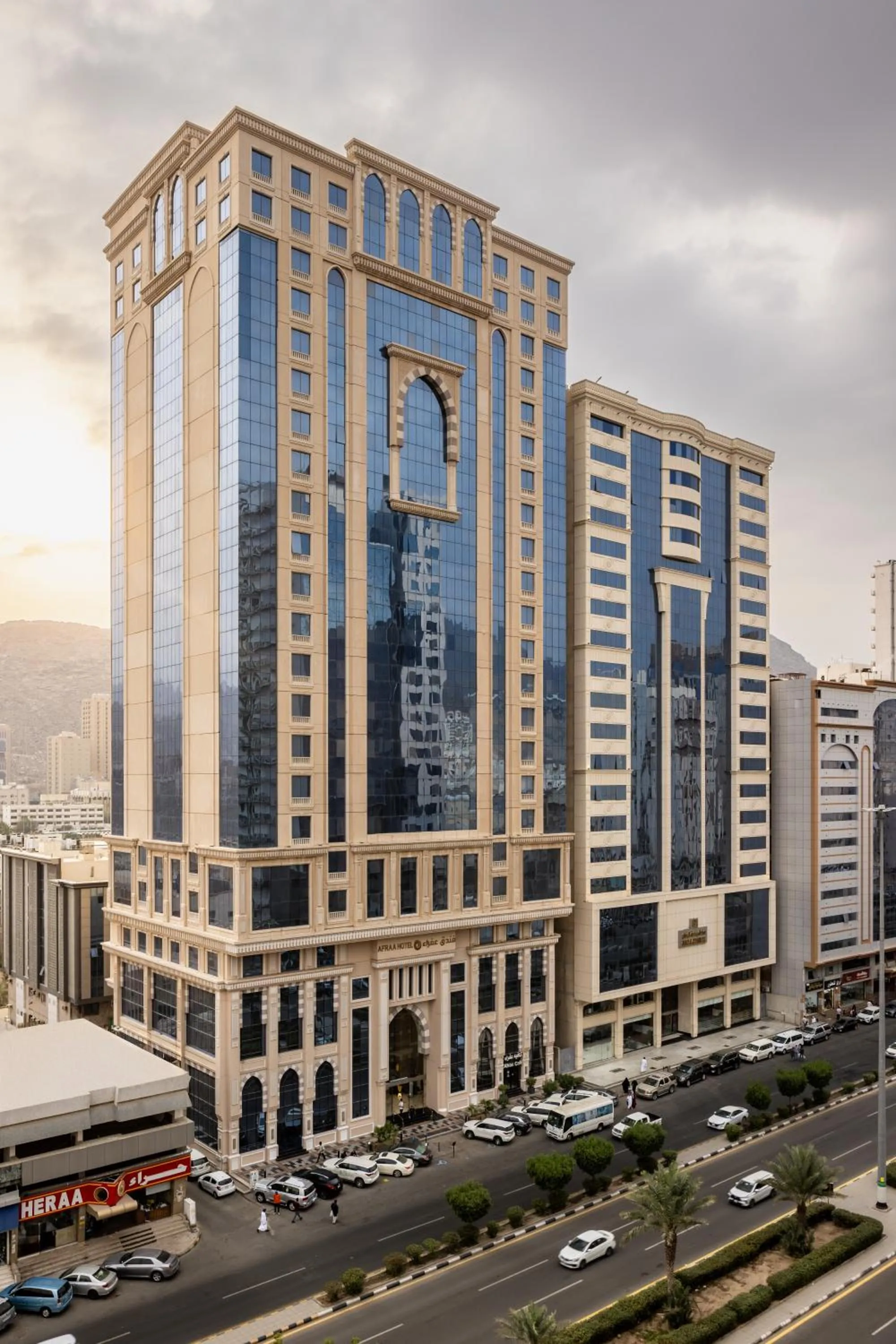 Property building in فندق عفراء