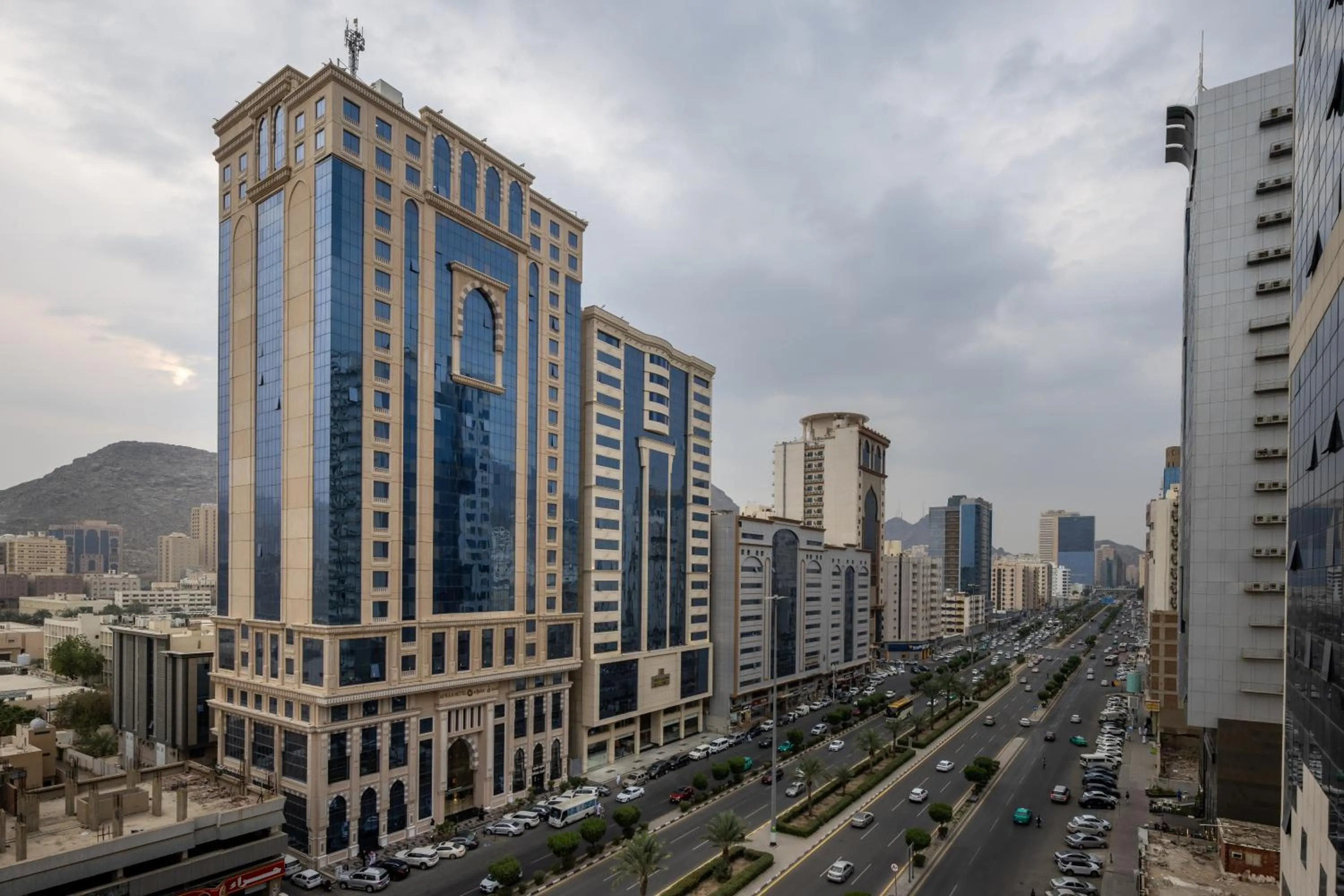 Property building in فندق عفراء