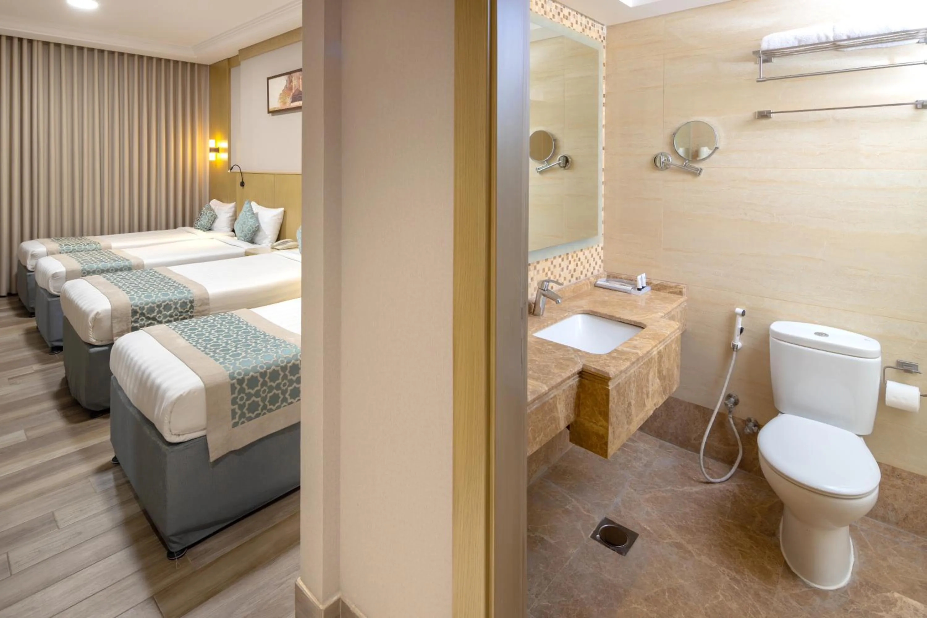 Bedroom, Bed in فندق عفراء