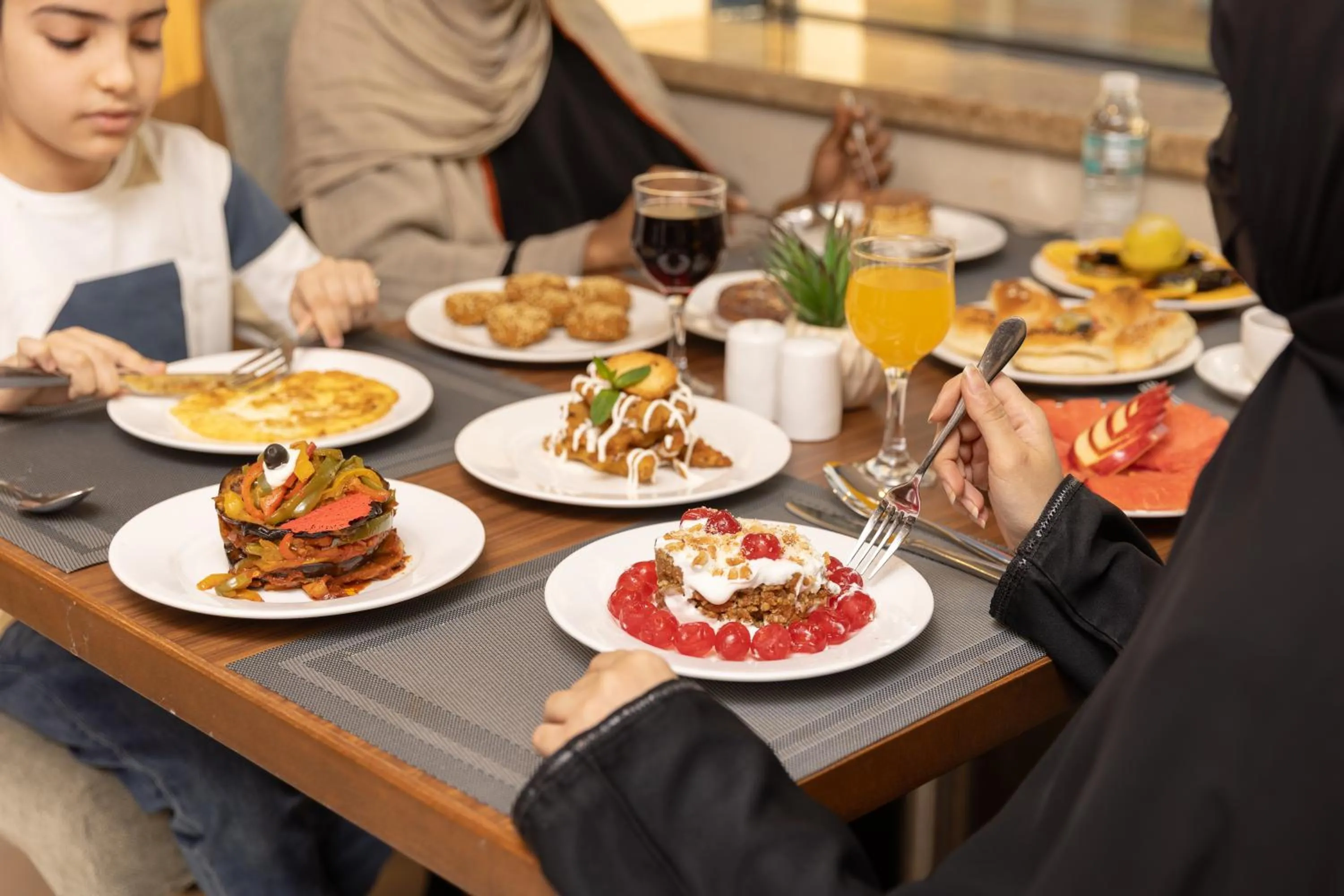 Food and drinks in فندق عفراء