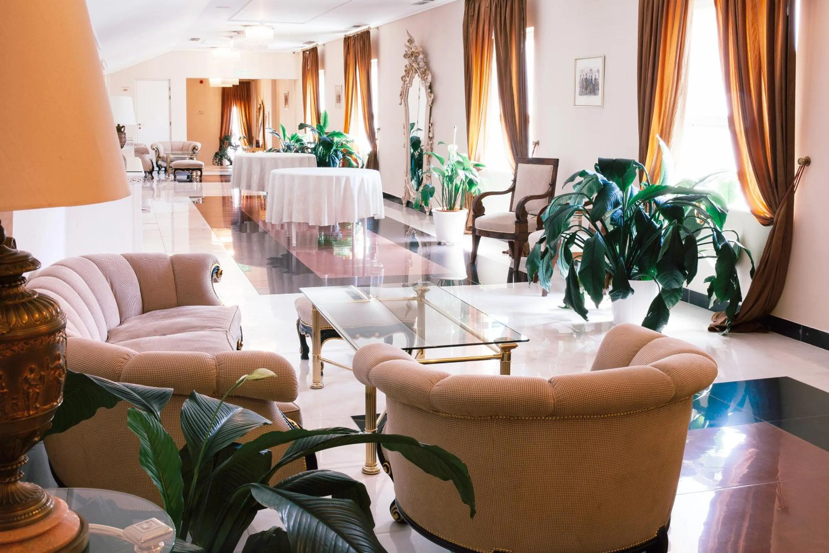 Business facilities in Grand Hotel Continental Bucuresti