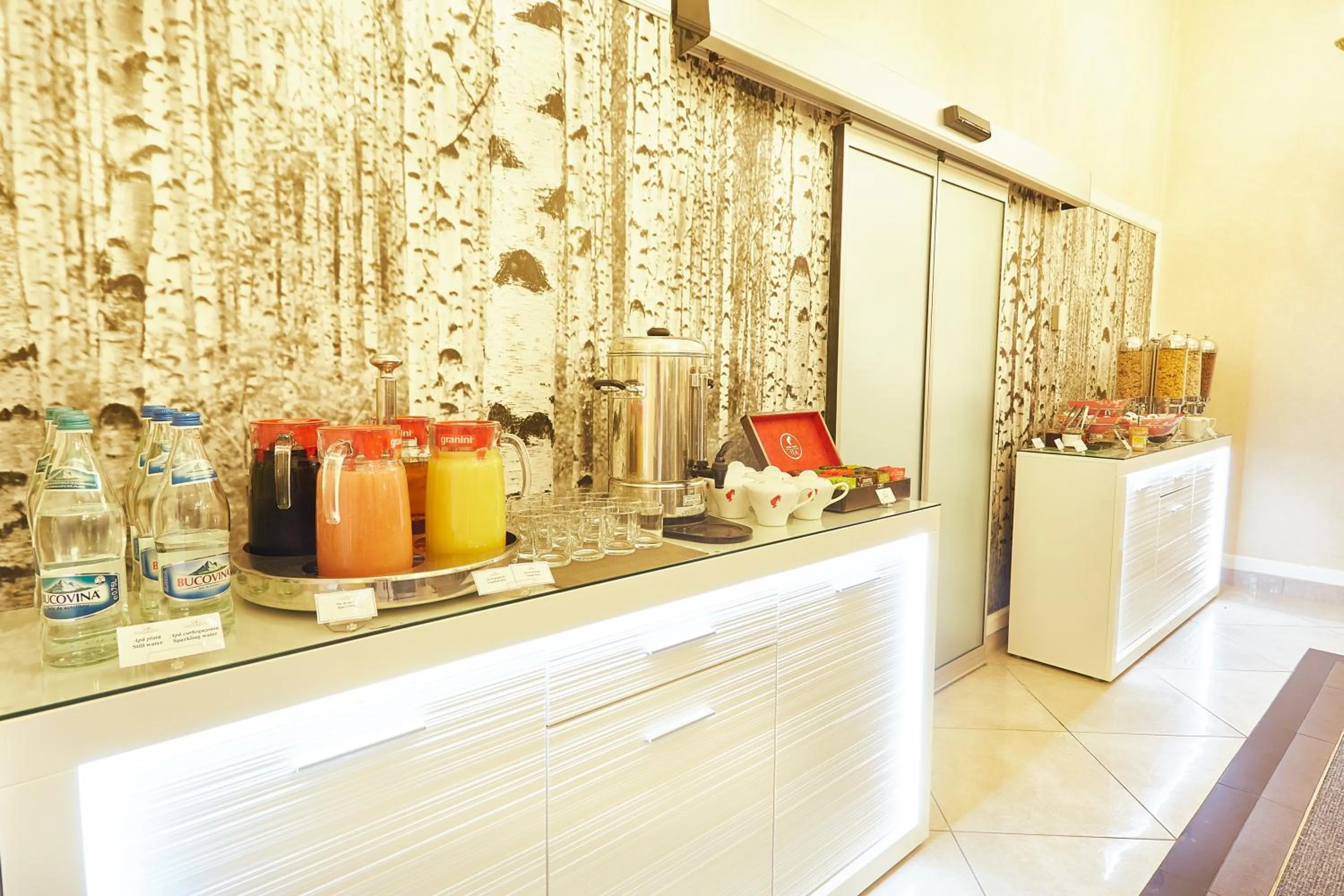 Breakfast in Grand Hotel Continental Bucuresti