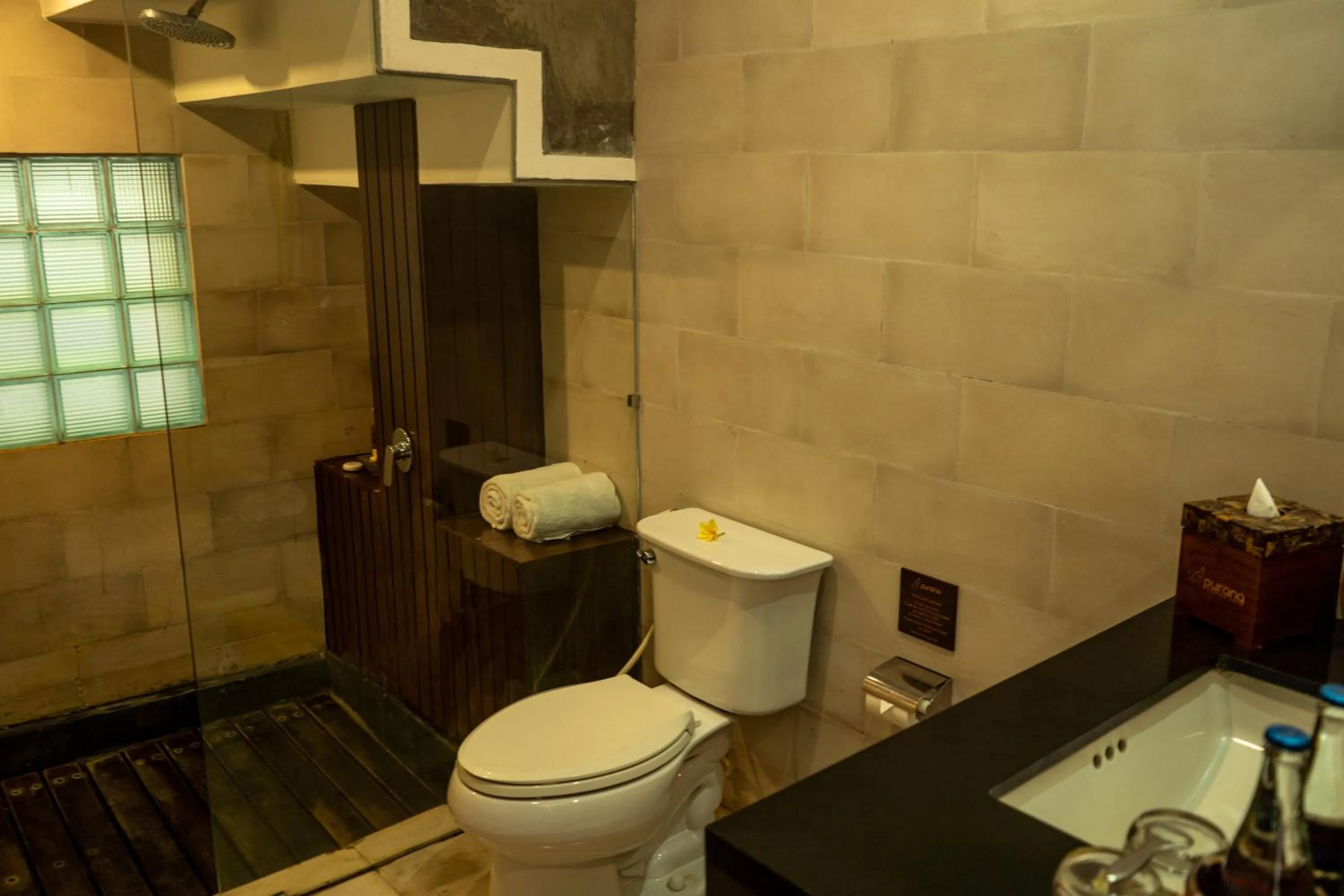 Bathroom in Purana Boutique Resort