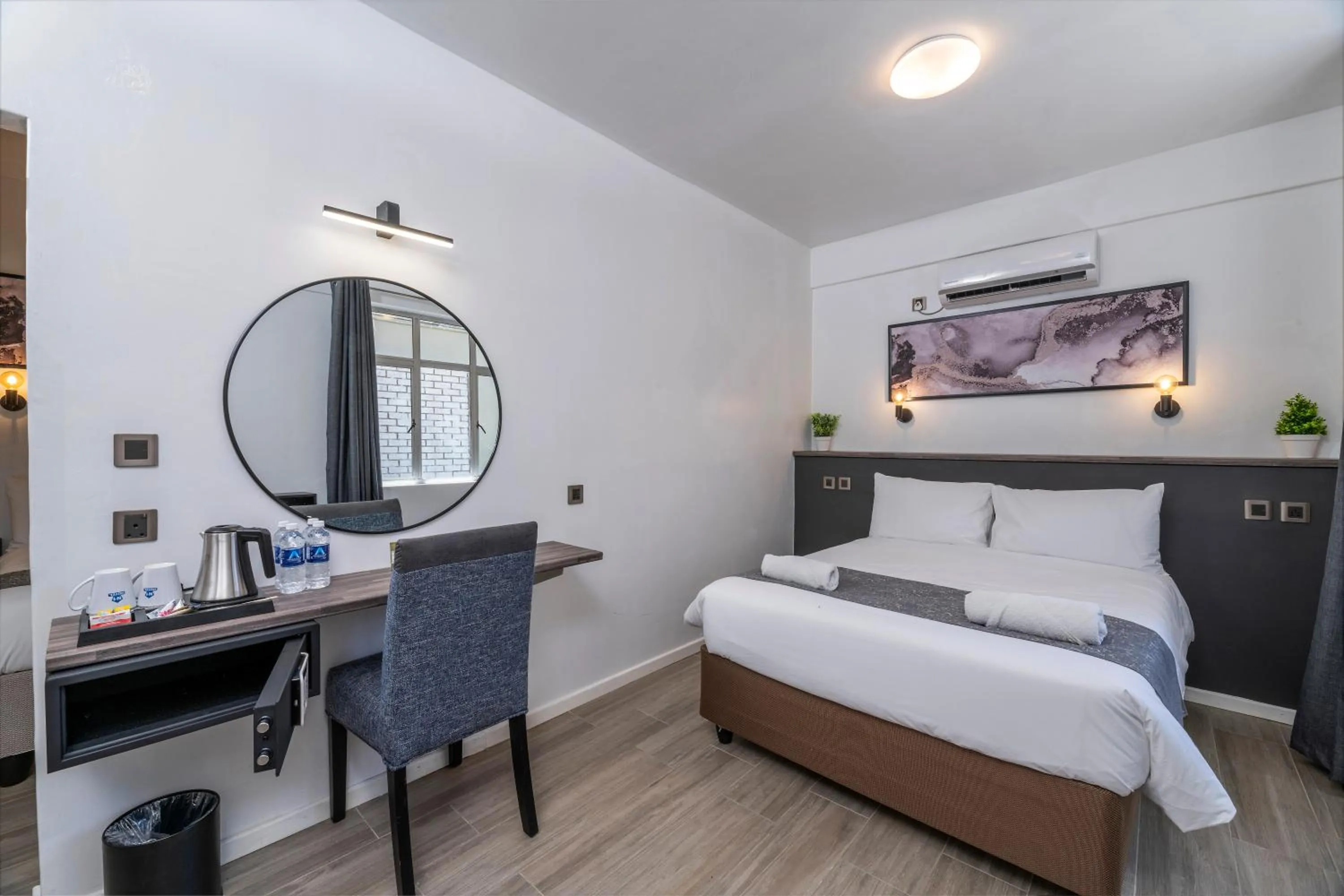 Bed in N1 Hotel & Campsite Victoria Falls