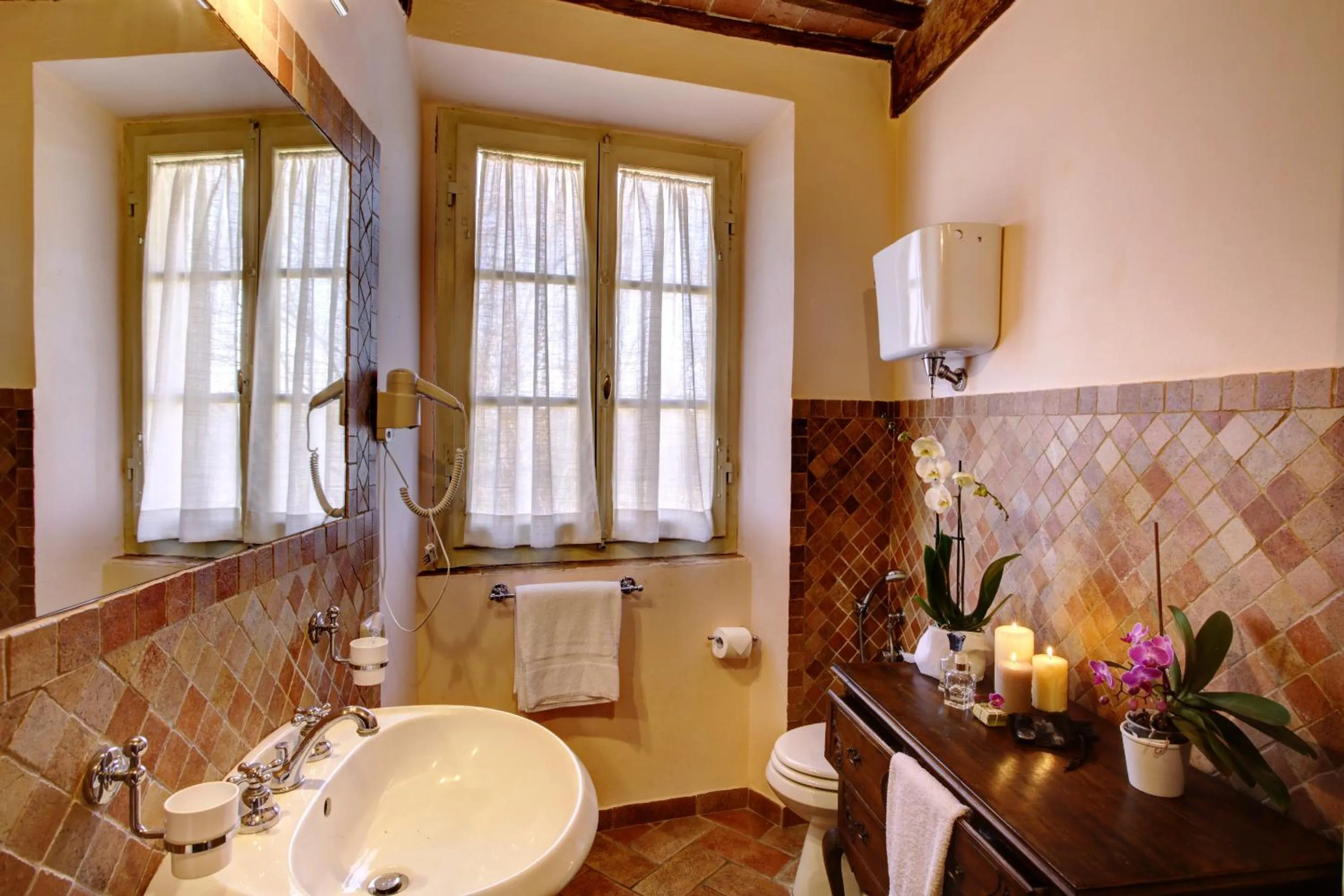 Bathroom in Borgo San Lorenzo a Linari