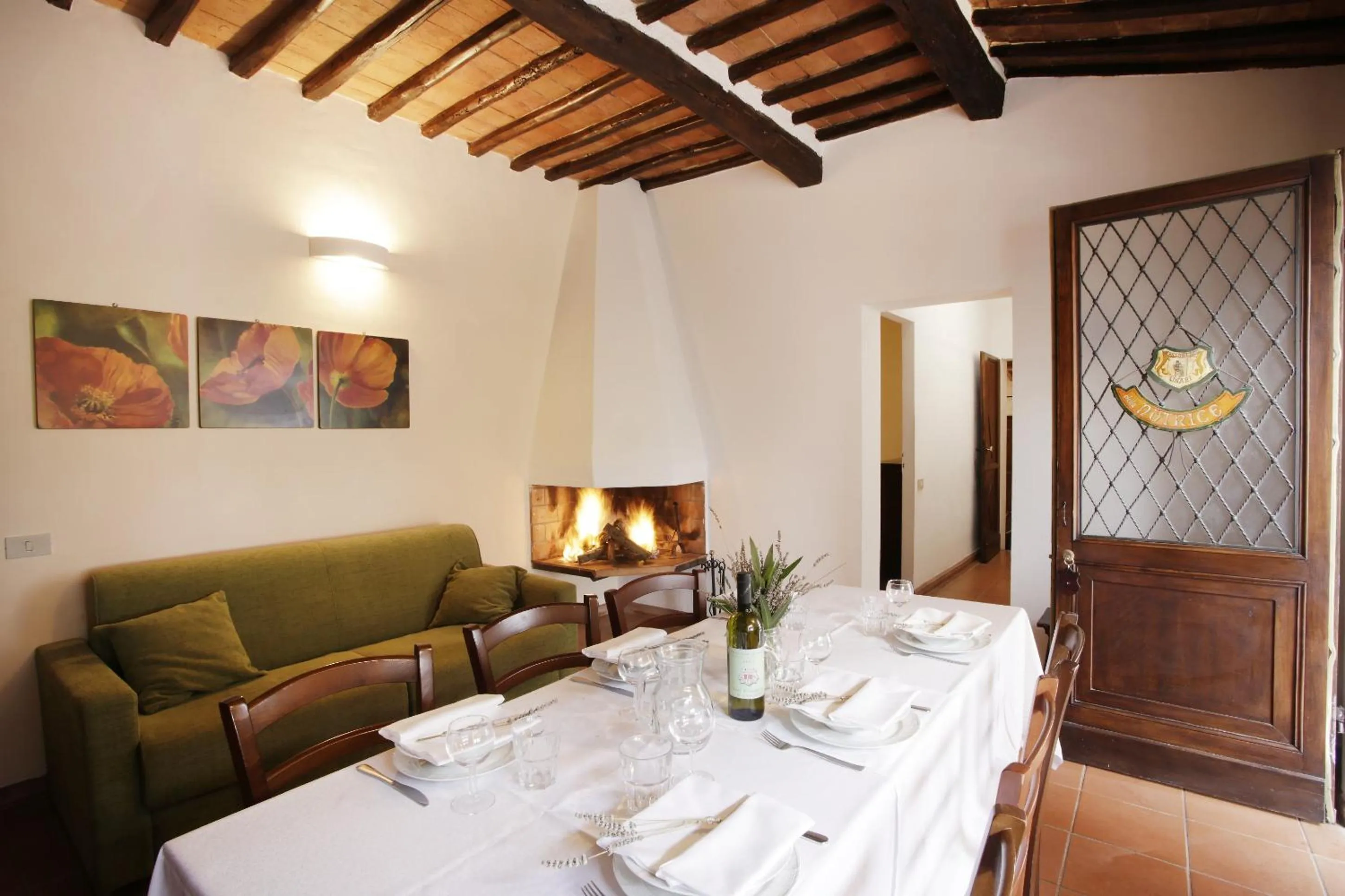 Dining area in Borgo San Lorenzo a Linari
