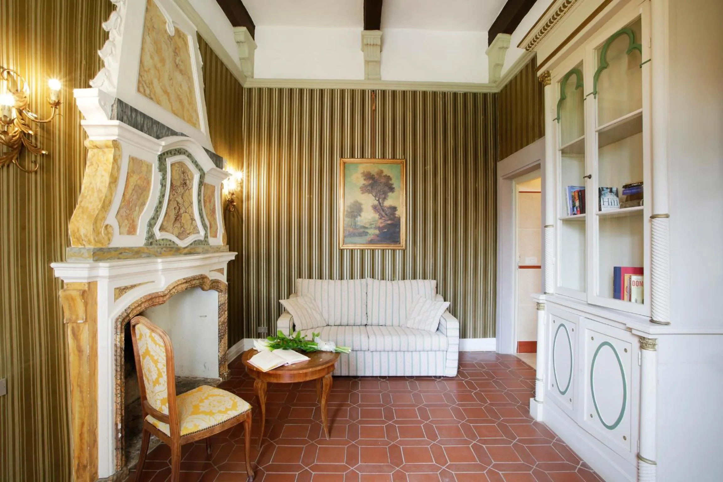 Living room in Borgo San Lorenzo a Linari