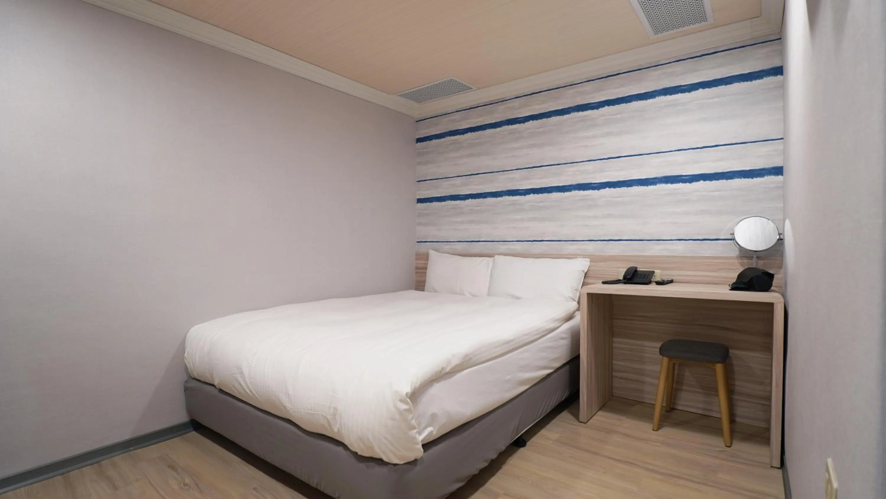 Photo of the whole room, Bed in Su Ao Hotel