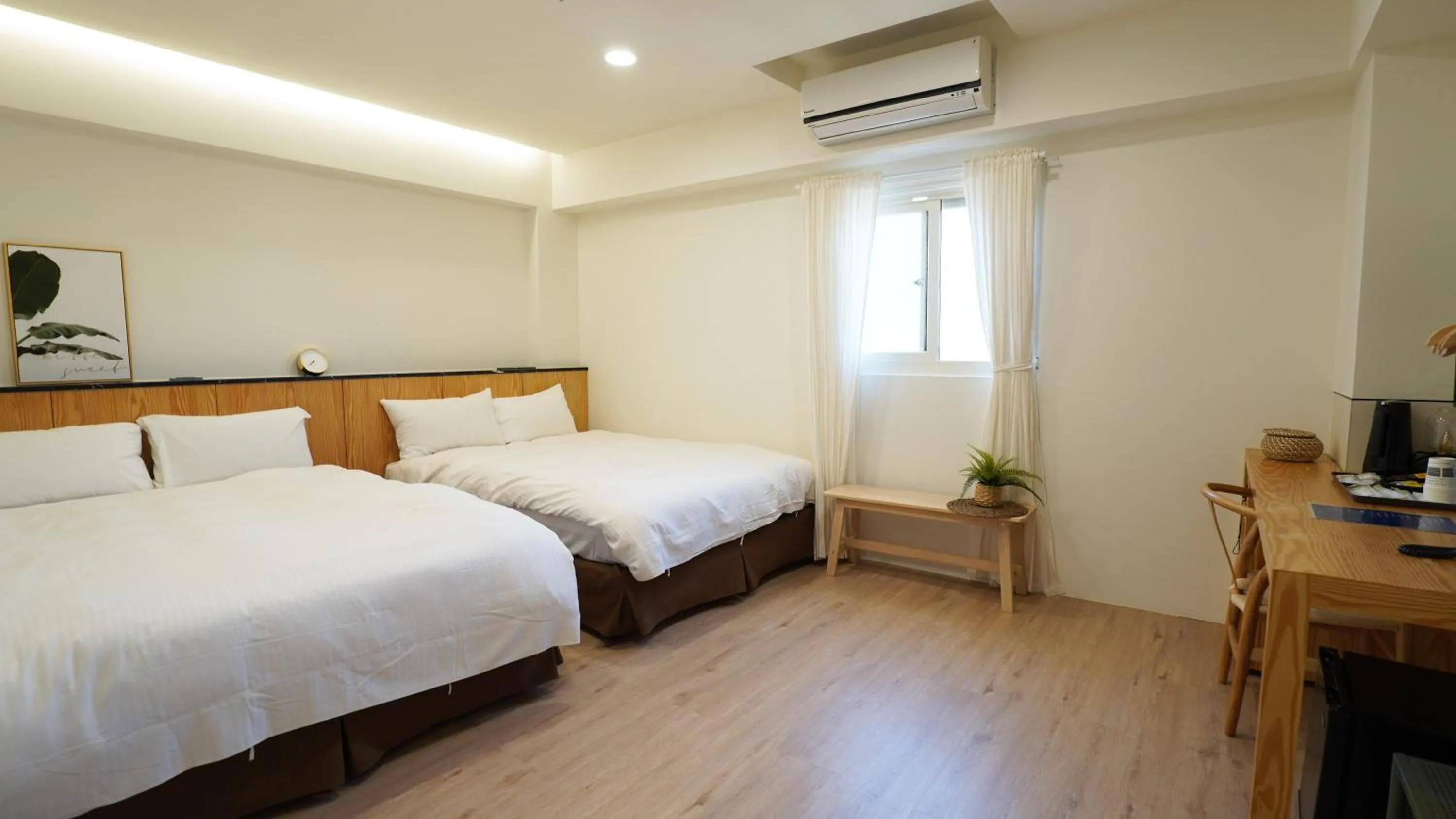 Photo of the whole room, Bed in Su Ao Hotel