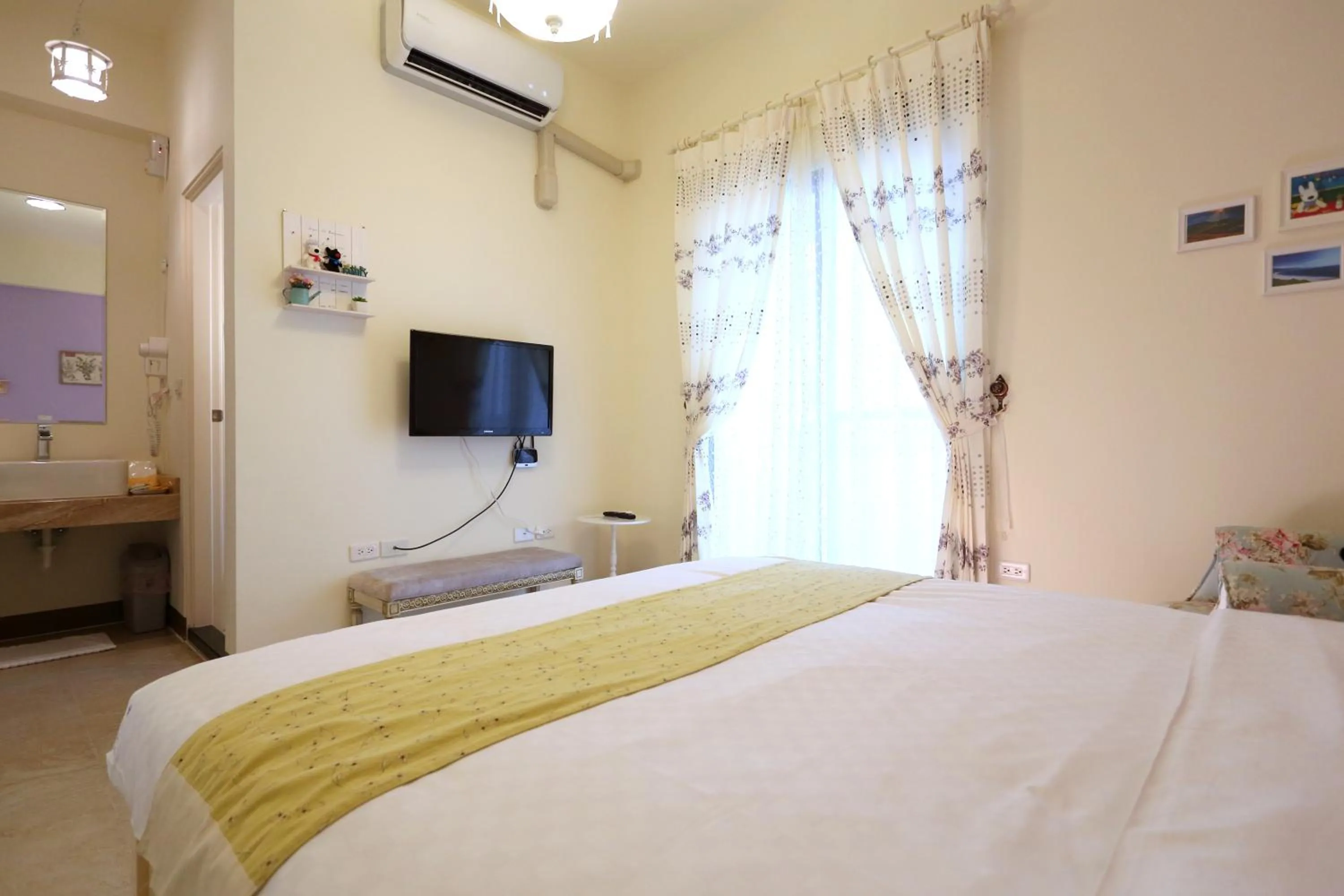 TV and multimedia, Bed in Hualien Edinburgh Homestay