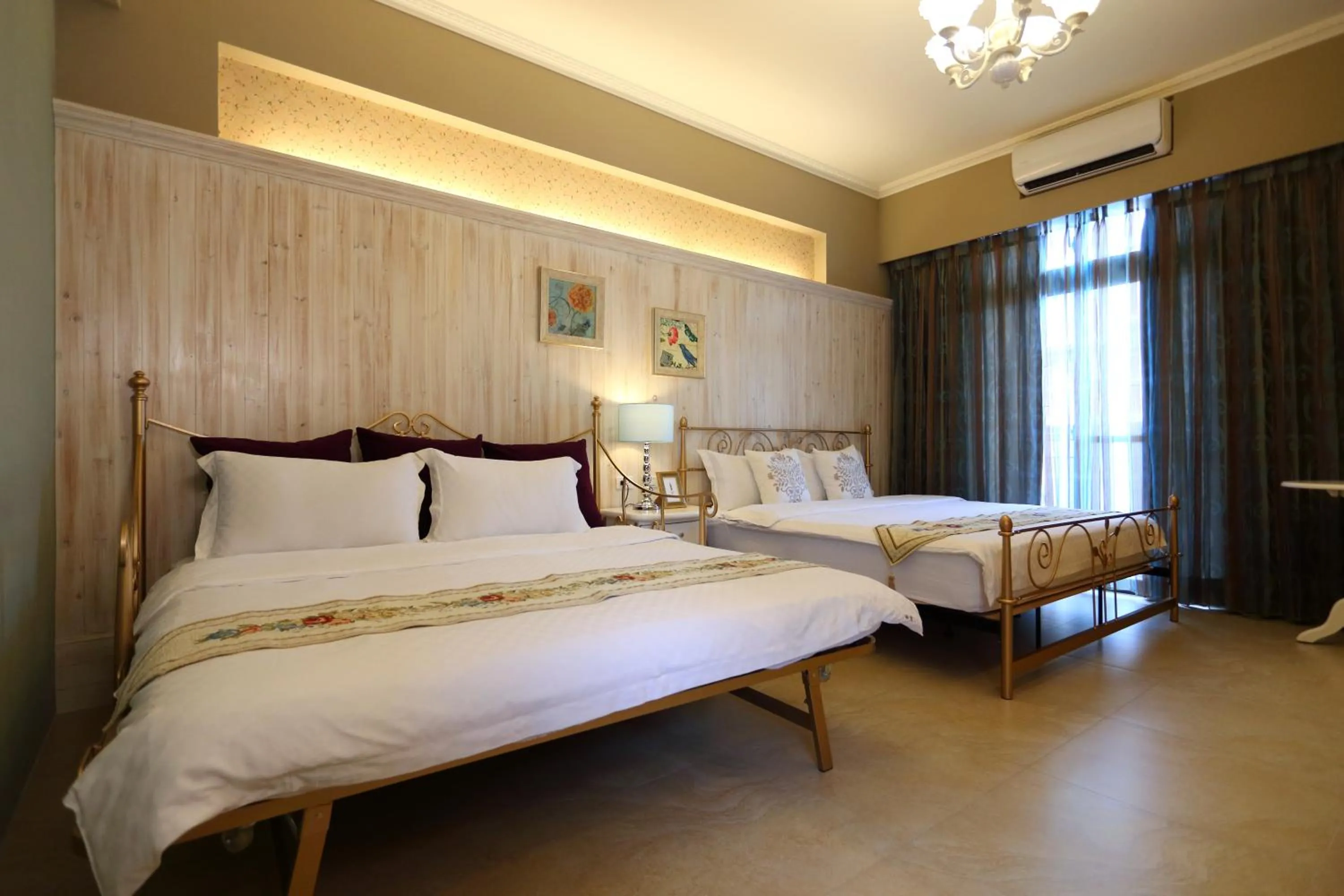 Photo of the whole room, Bed in Hualien Edinburgh Homestay