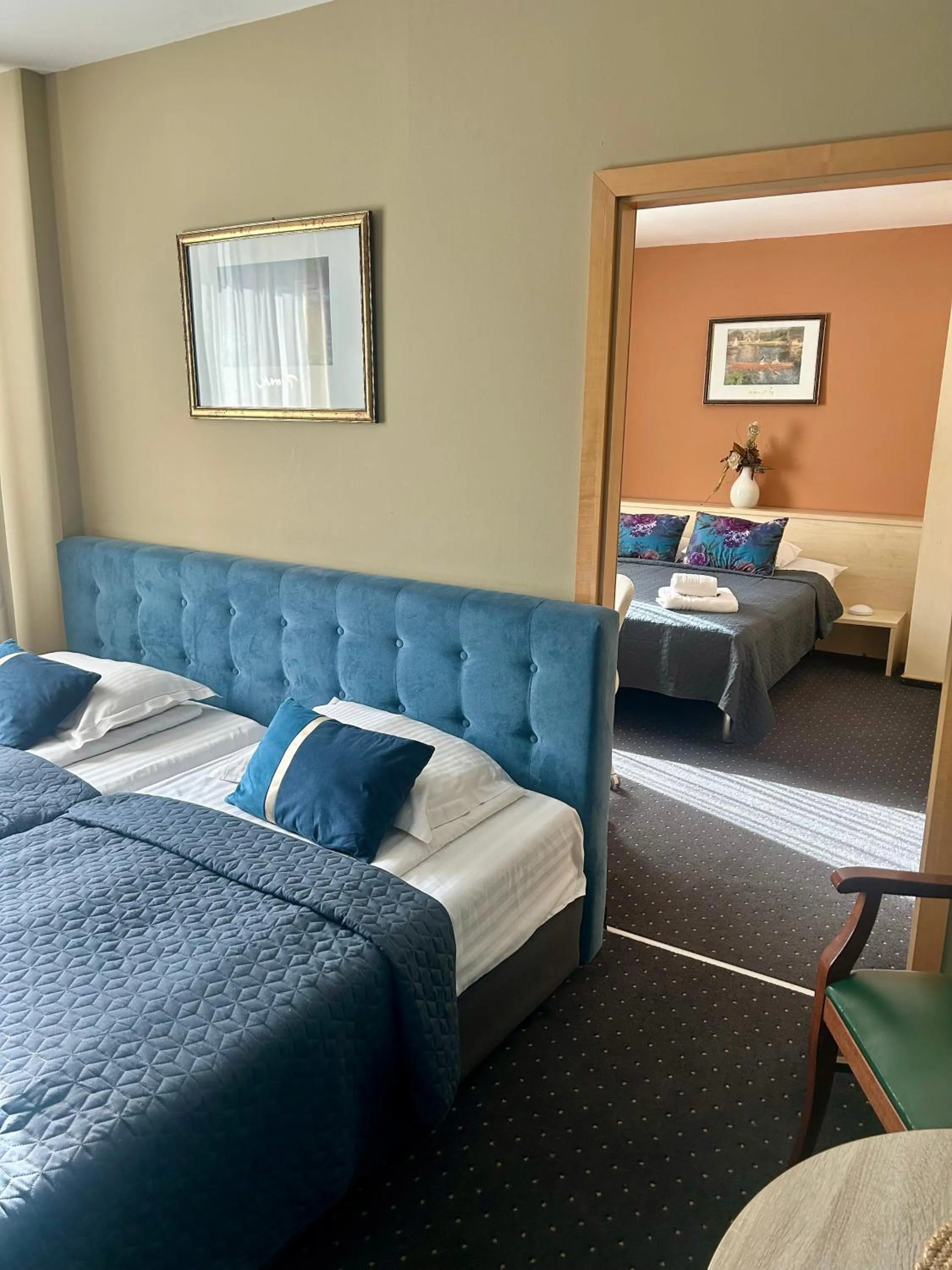 Bed in Hotel Pacific