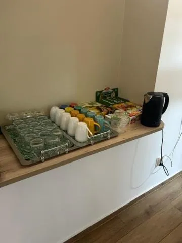 Coffee/tea facilities in Hotel Pacific