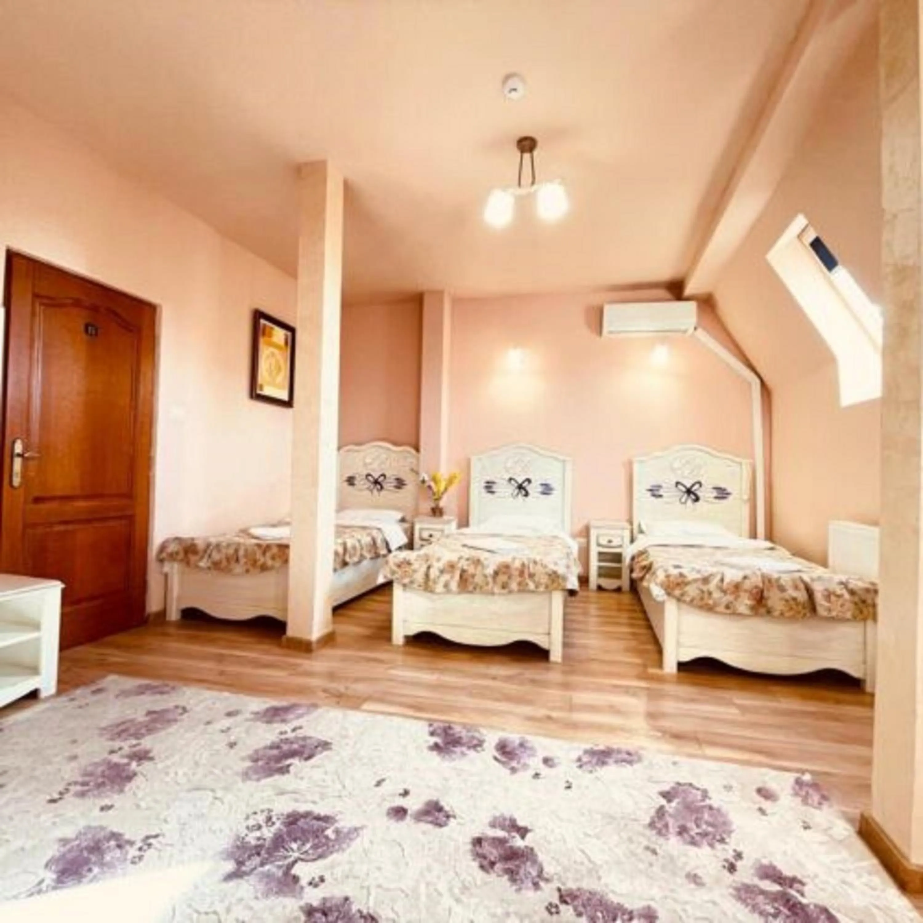 Photo of the whole room, Bed in Leaganul Bucovinei Guest House
