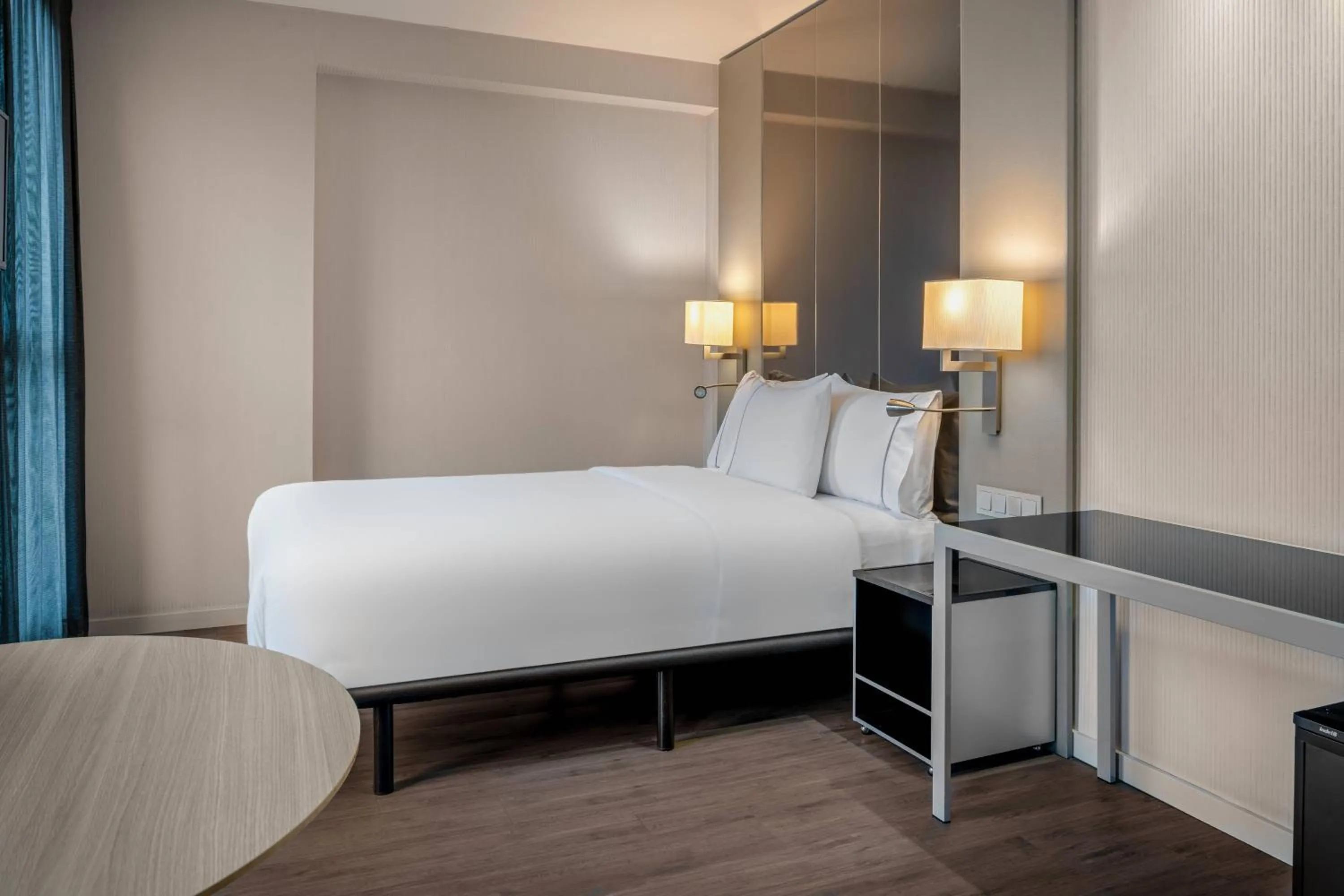 Photo of the whole room, Bed in AC Hotel Sants by Marriott