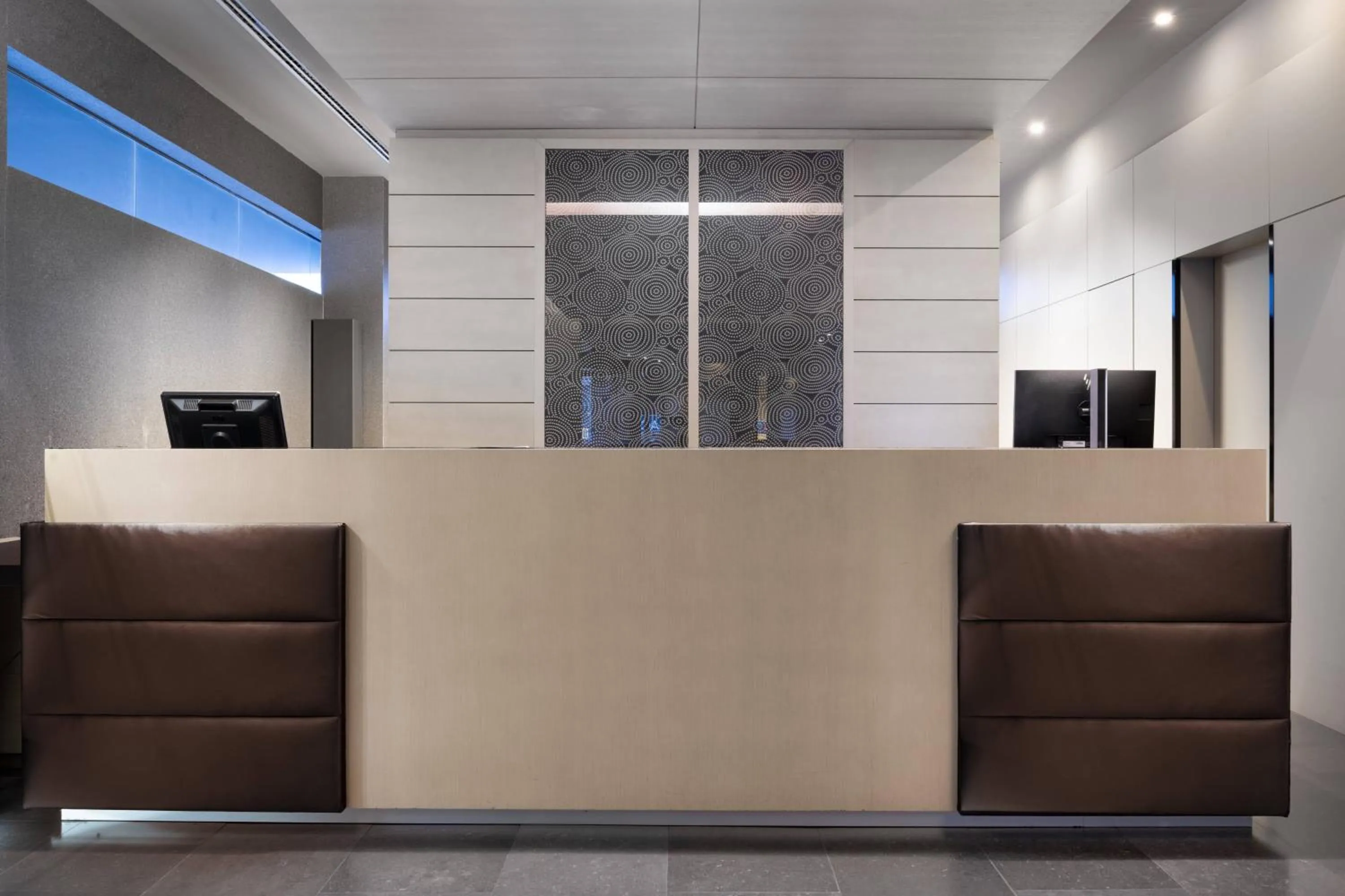 Lobby or reception in AC Hotel Sants by Marriott