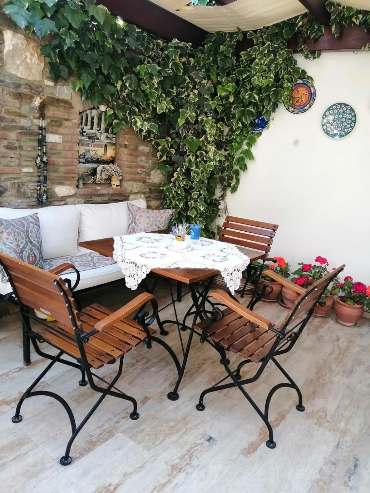 Garden in Hotel Mary's House