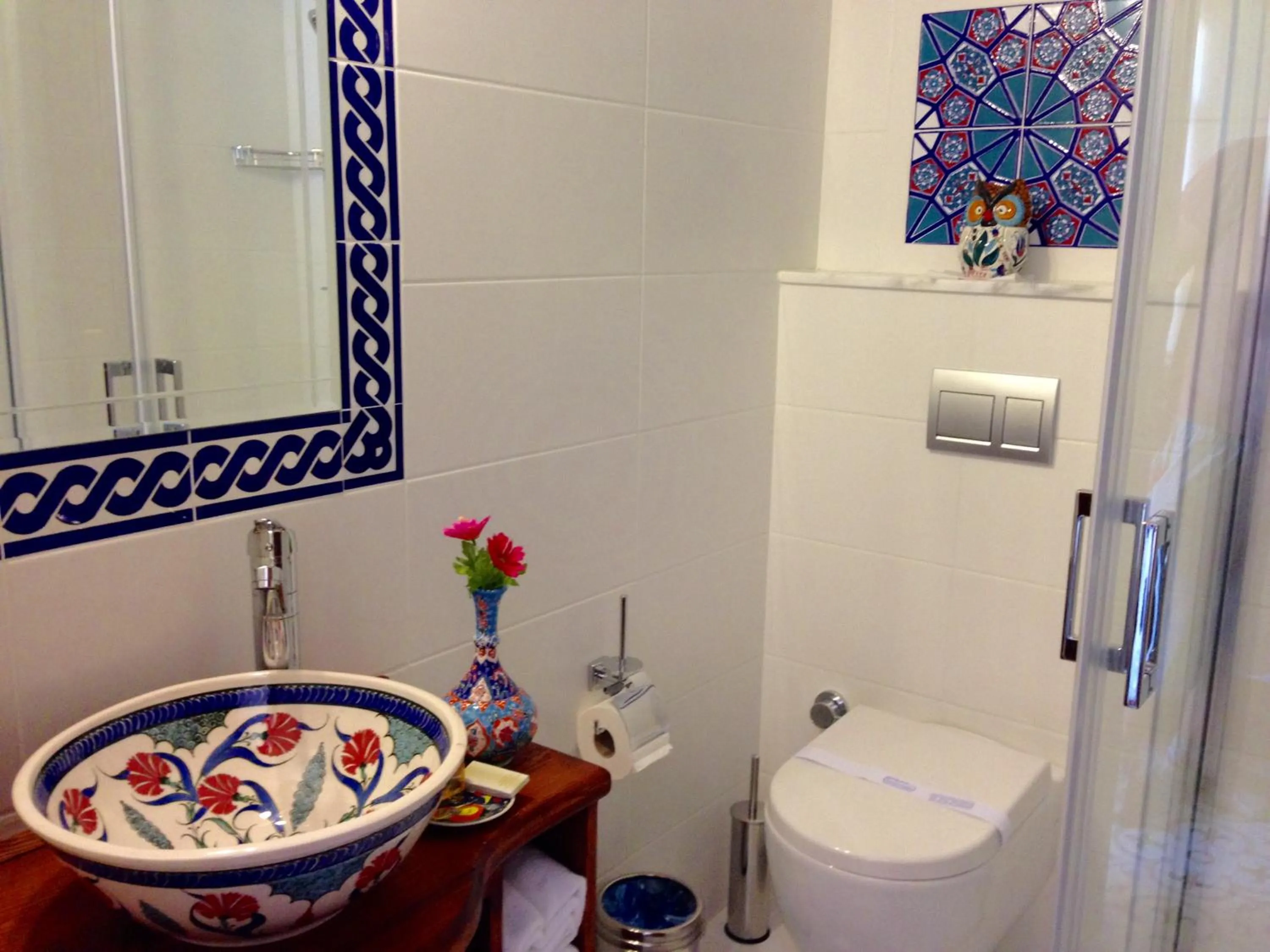 Bathroom in Hotel Mary's House