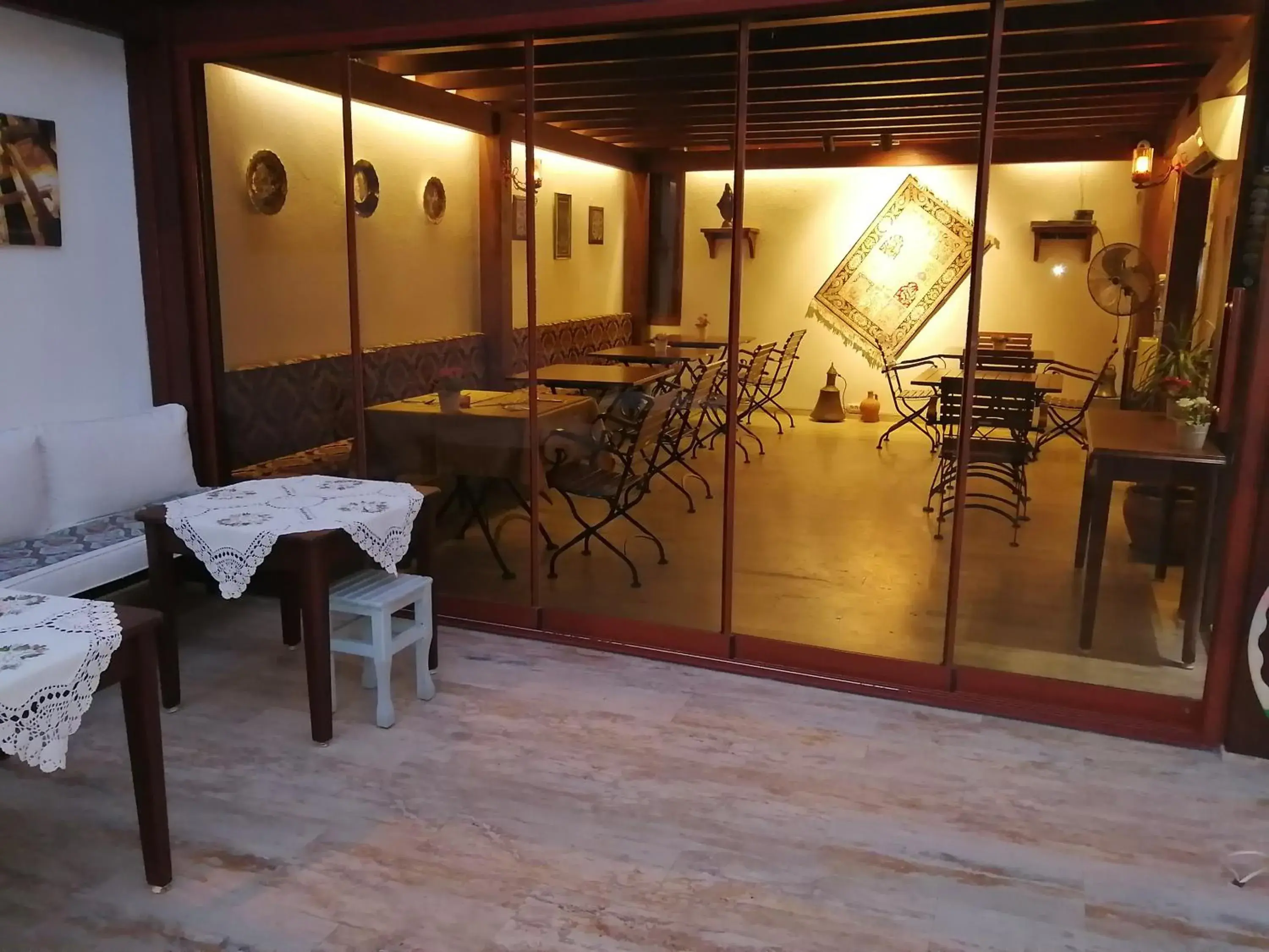 Restaurant/places to eat in Hotel Mary's House Restaurant/places to eat in Hotel Mary's House