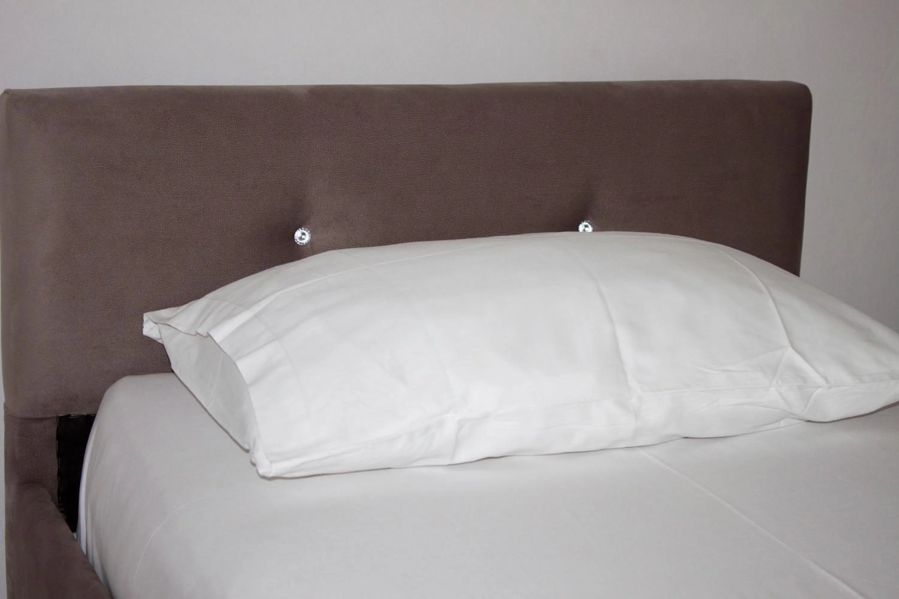 Decorative detail, Bed in Villa 151