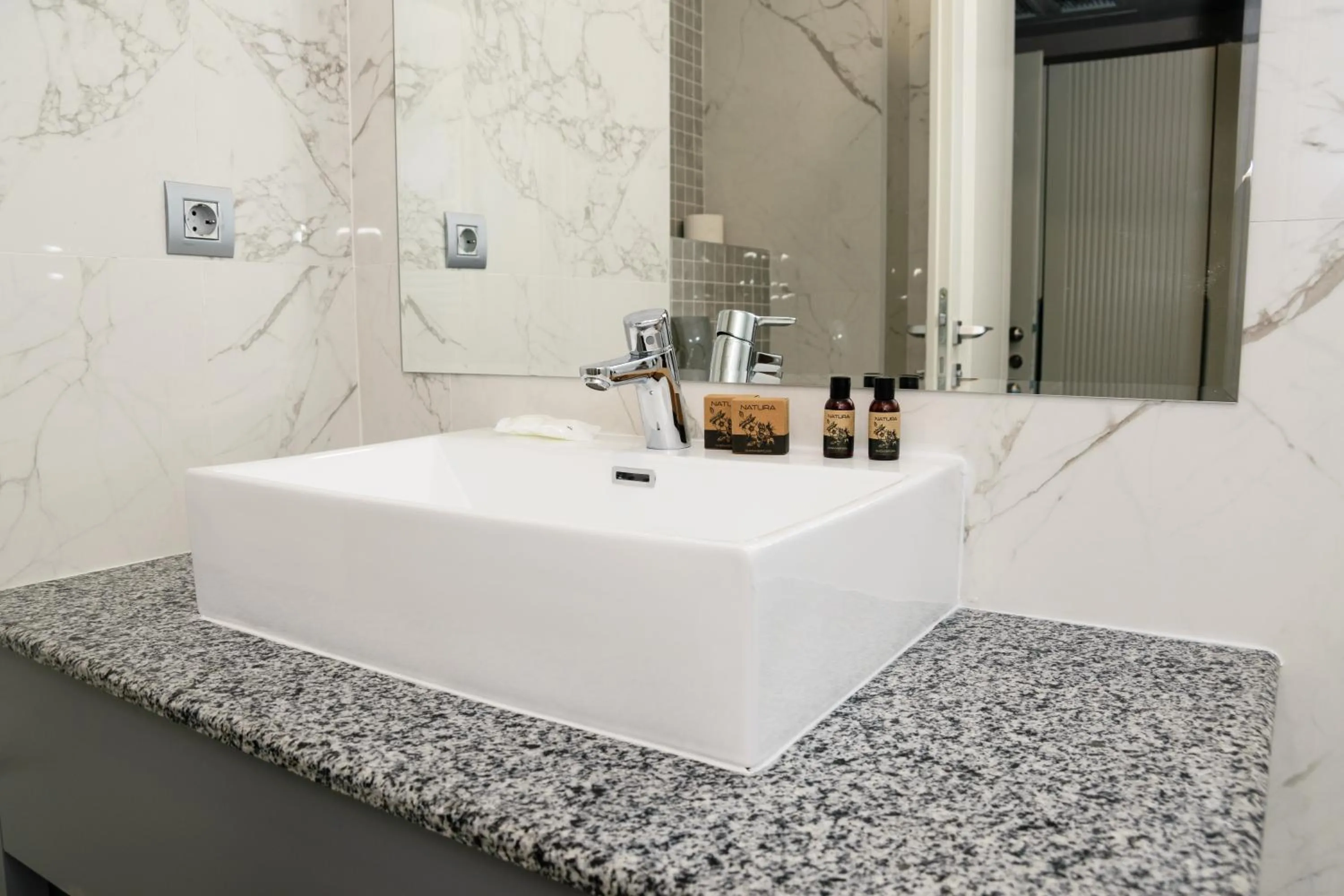 Bathroom in Hotel Union