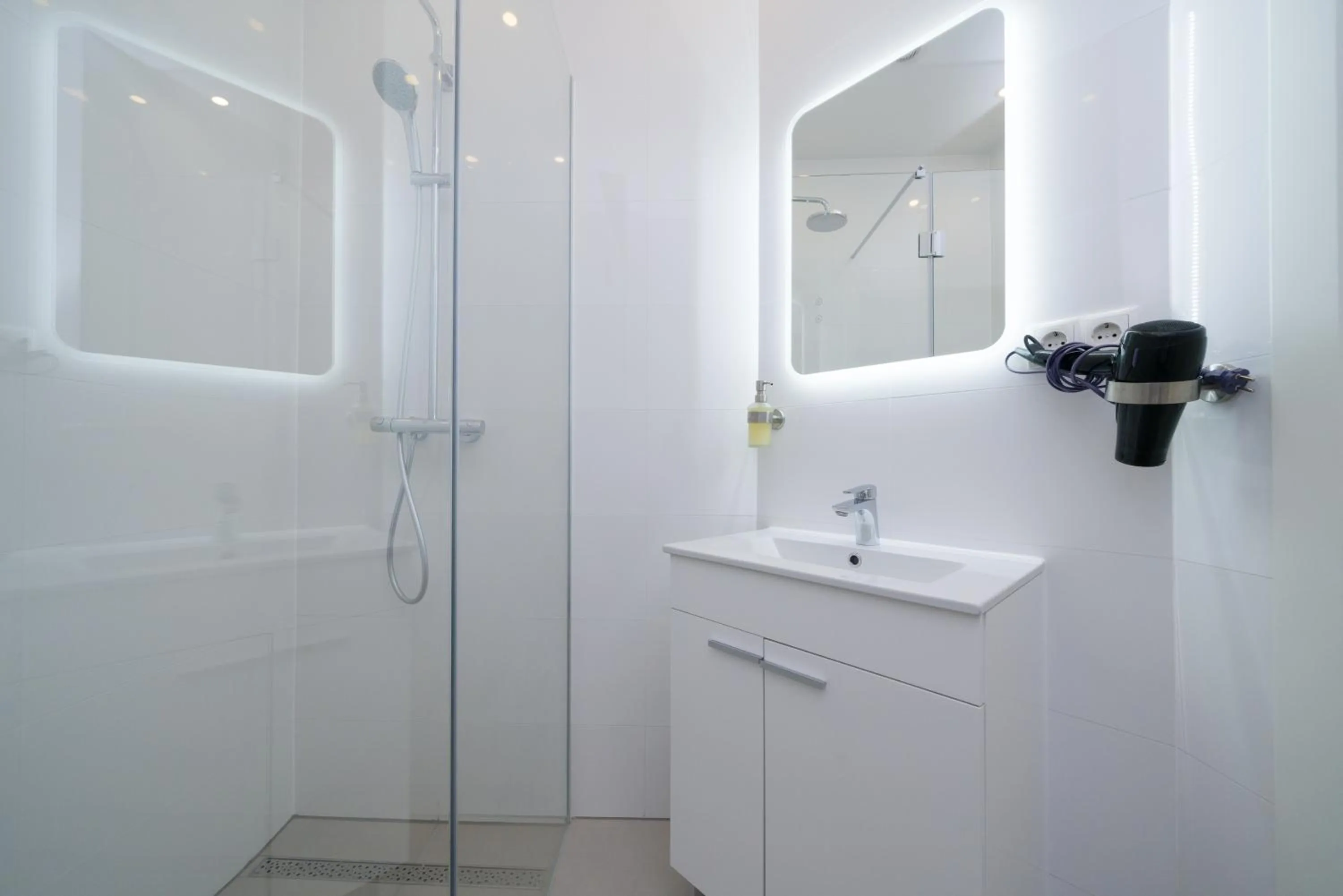 Vienna Stay Apartments or Rooms 1050