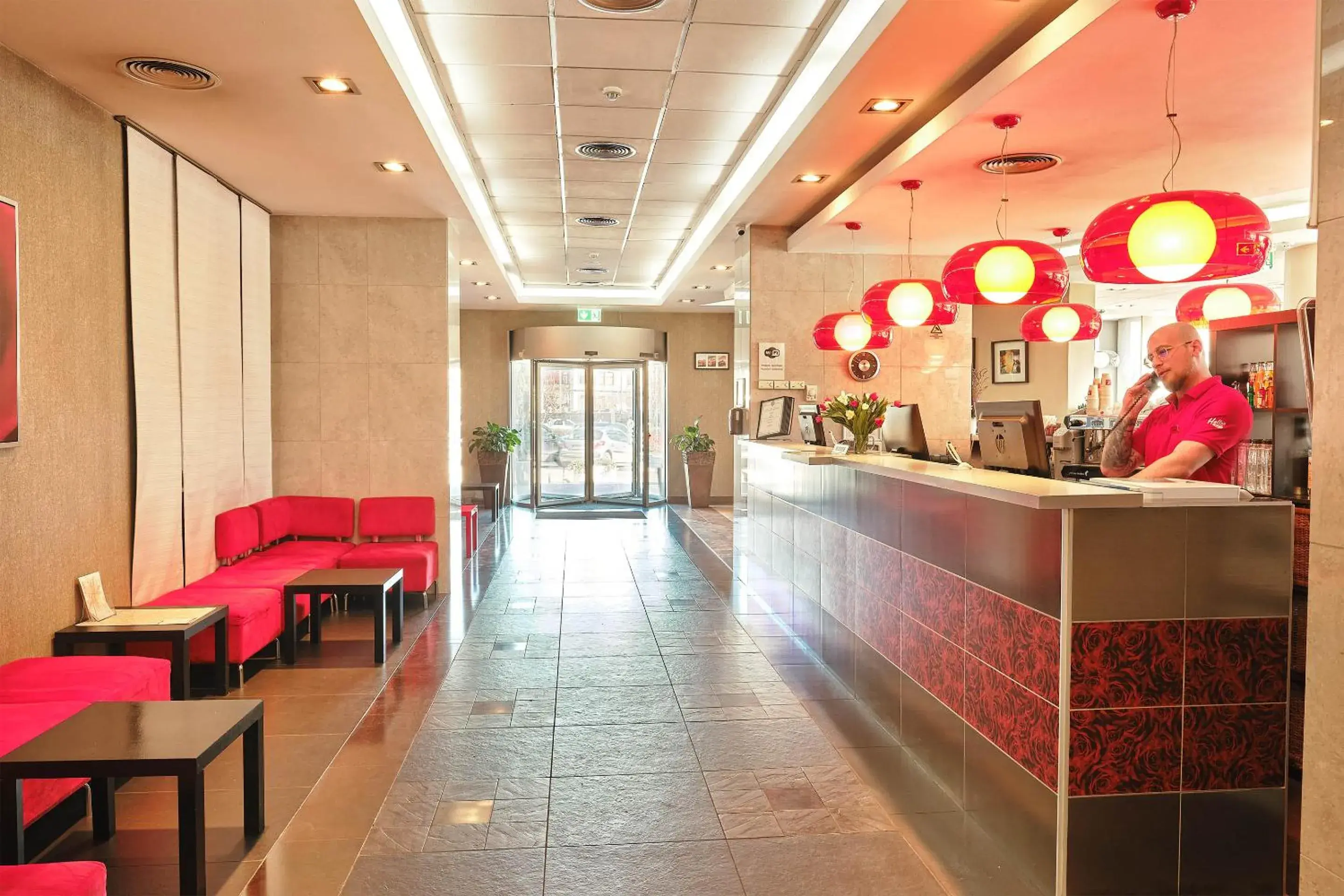 Lobby or reception in Hello Hotels Bucuresti Gara de Nord Lobby or reception in Hello Hotels Bucuresti Gara de Nord