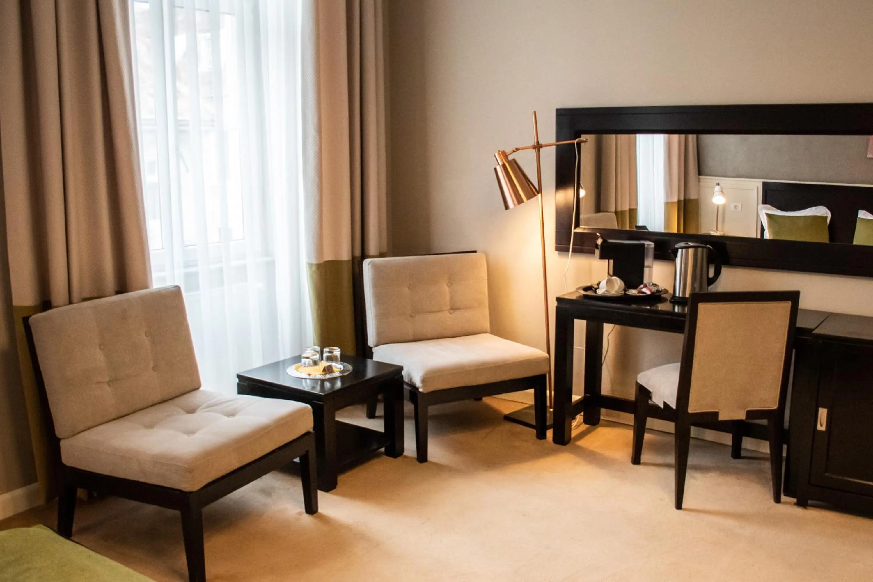 Seating area in Hirscher Loft