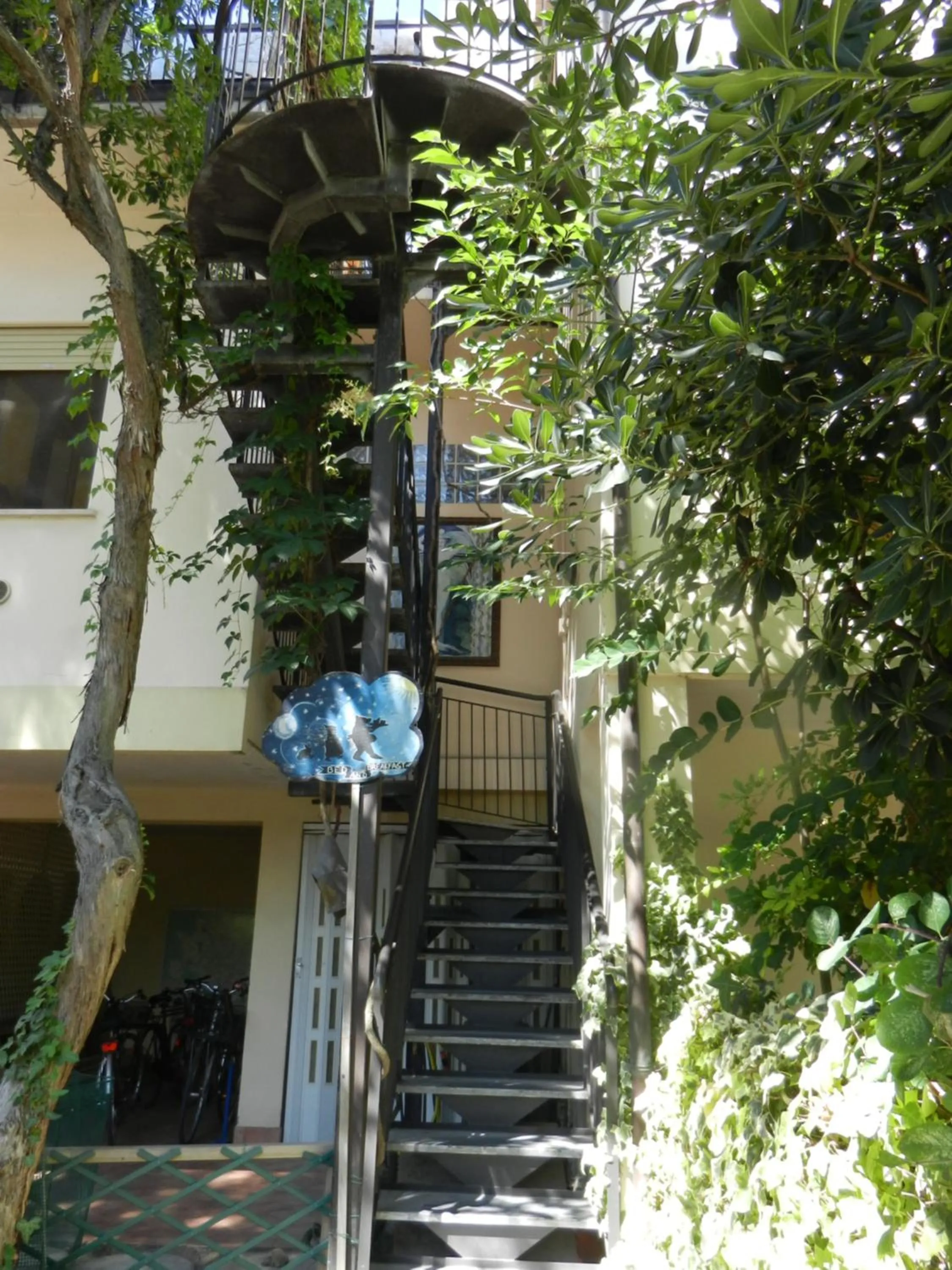 B&B Bondi