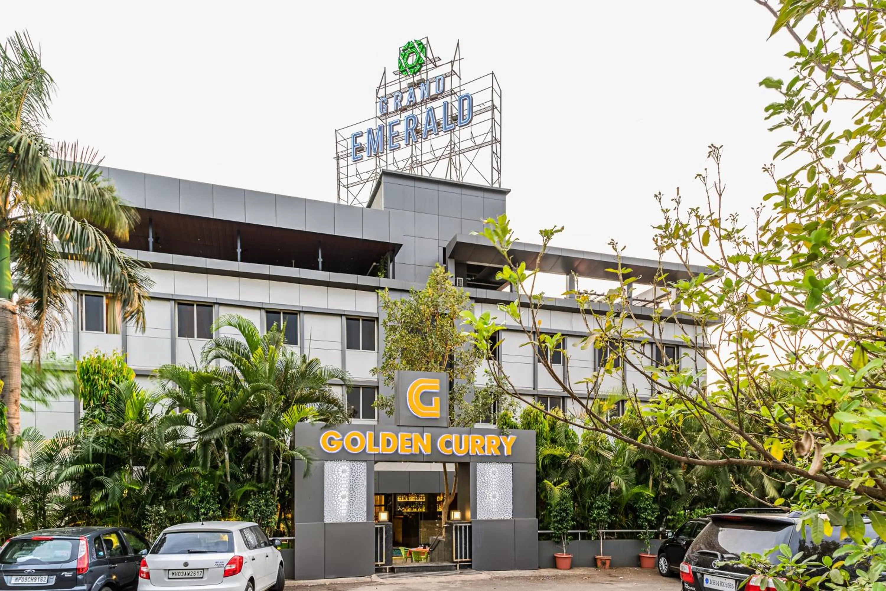 Facade/entrance in Treebo Premium Grand Emerald