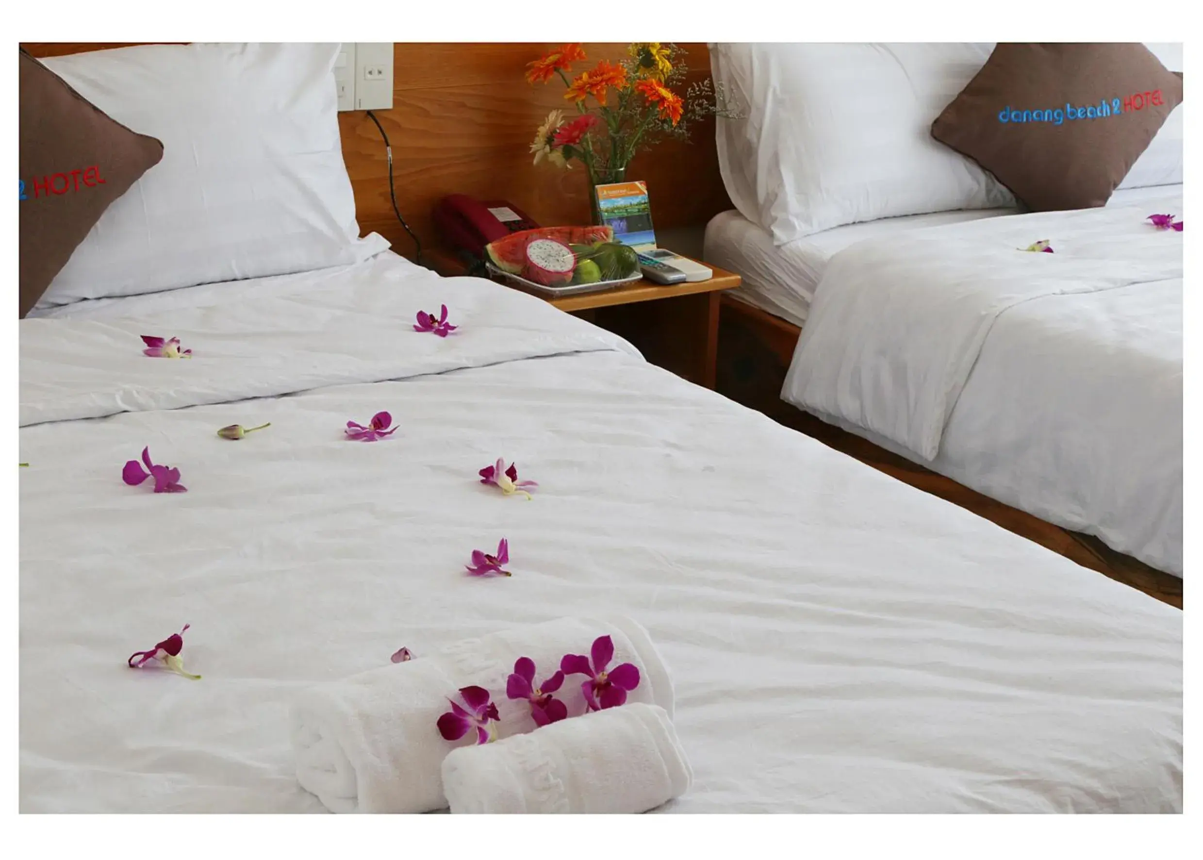 Bed in Danang Beach 2 Hotel Bed in Danang Beach 2 Hotel