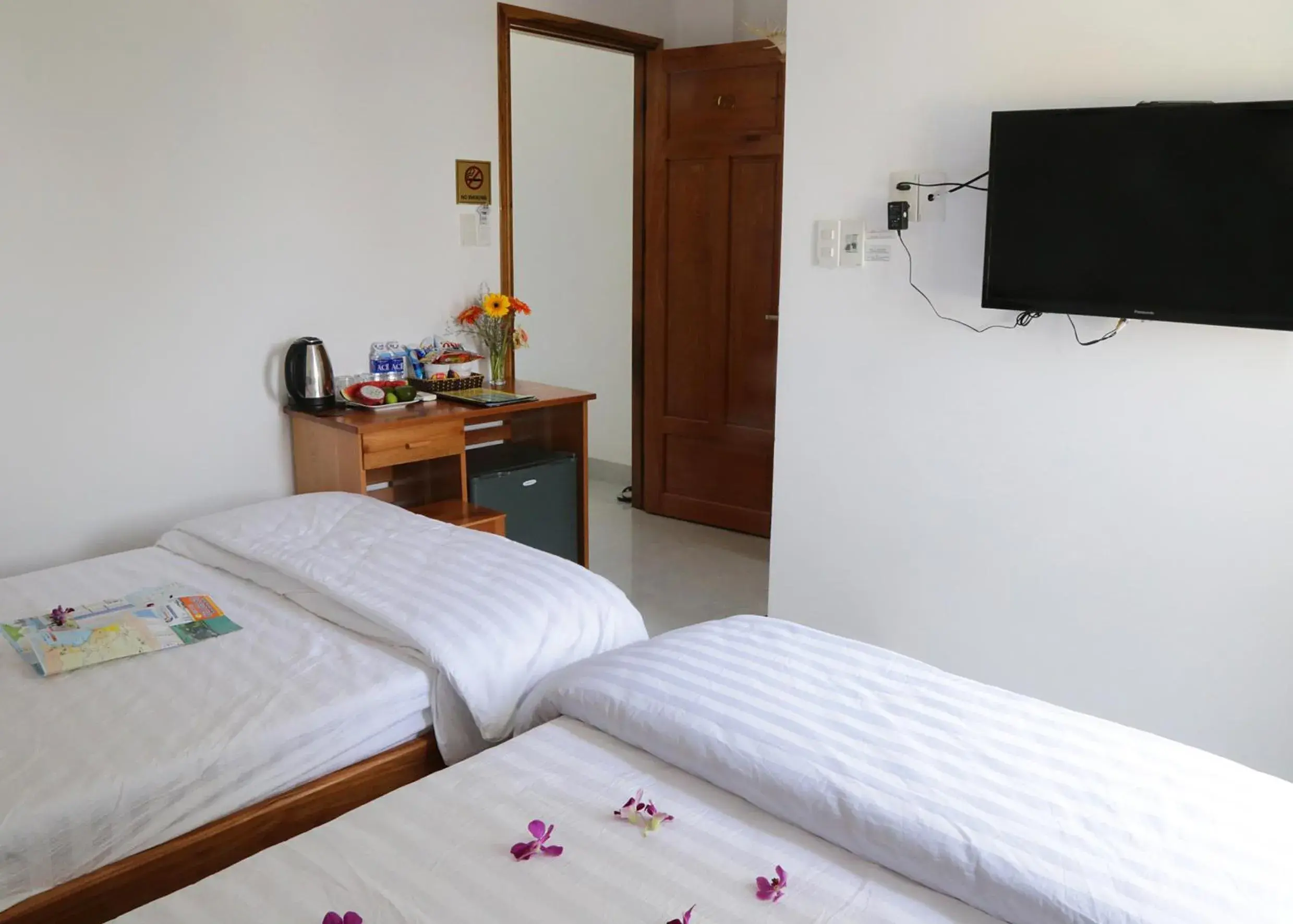 Decorative detail, Bed in Danang Beach 2 Hotel Decorative detail, Bed in Danang Beach 2 Hotel