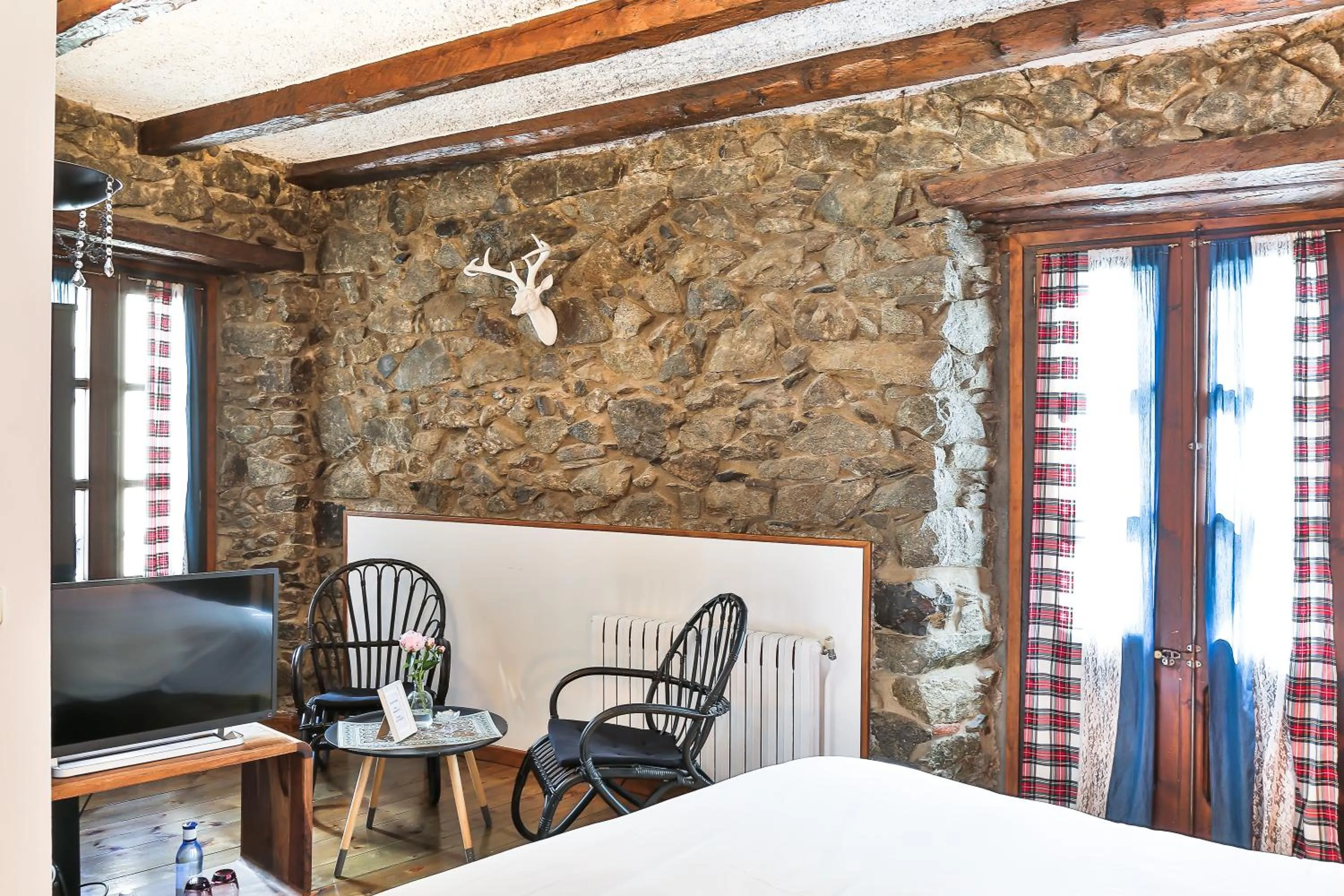 Photo of the whole room in Hostal Cisco de Sans