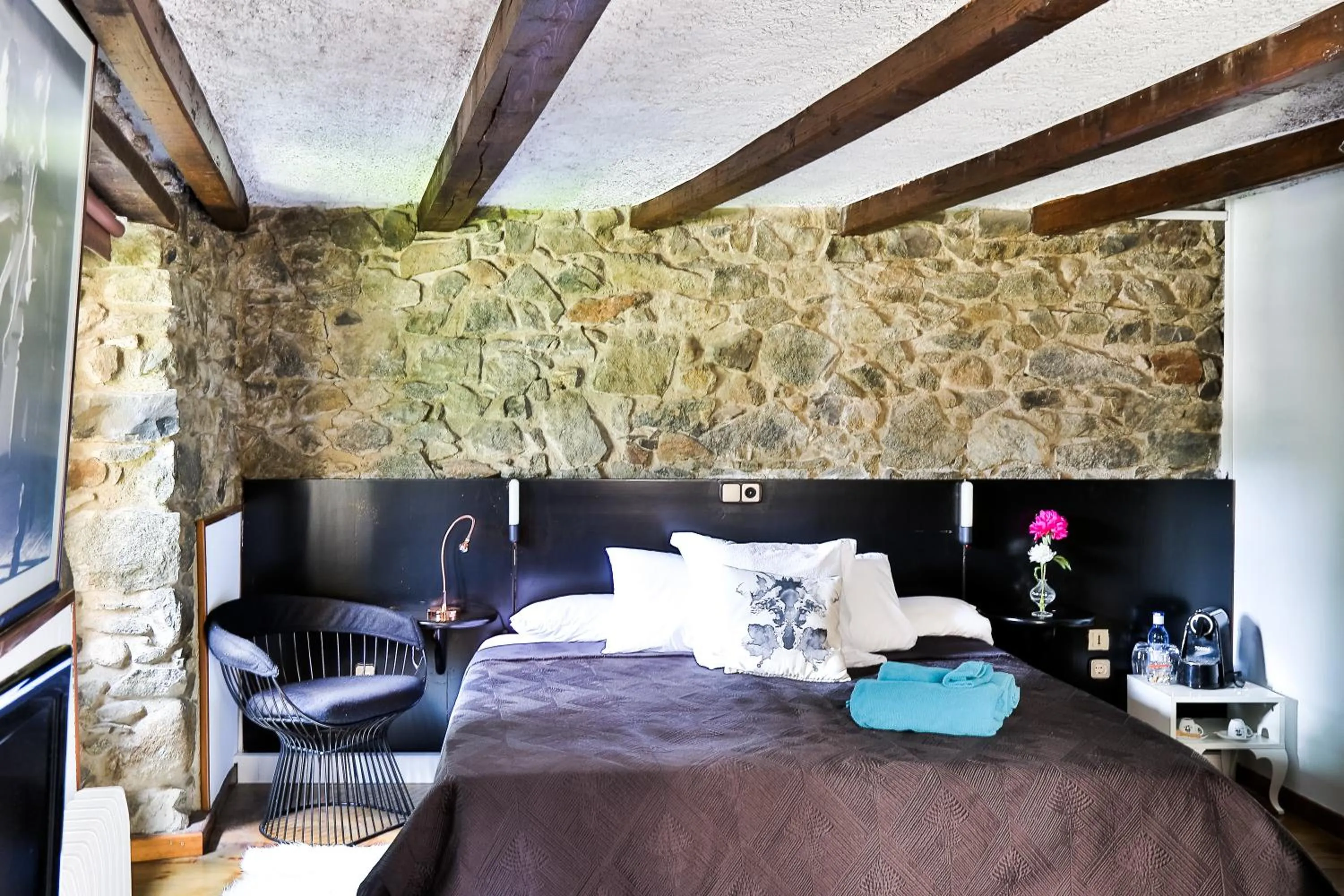 Bed in Hostal Cisco de Sans