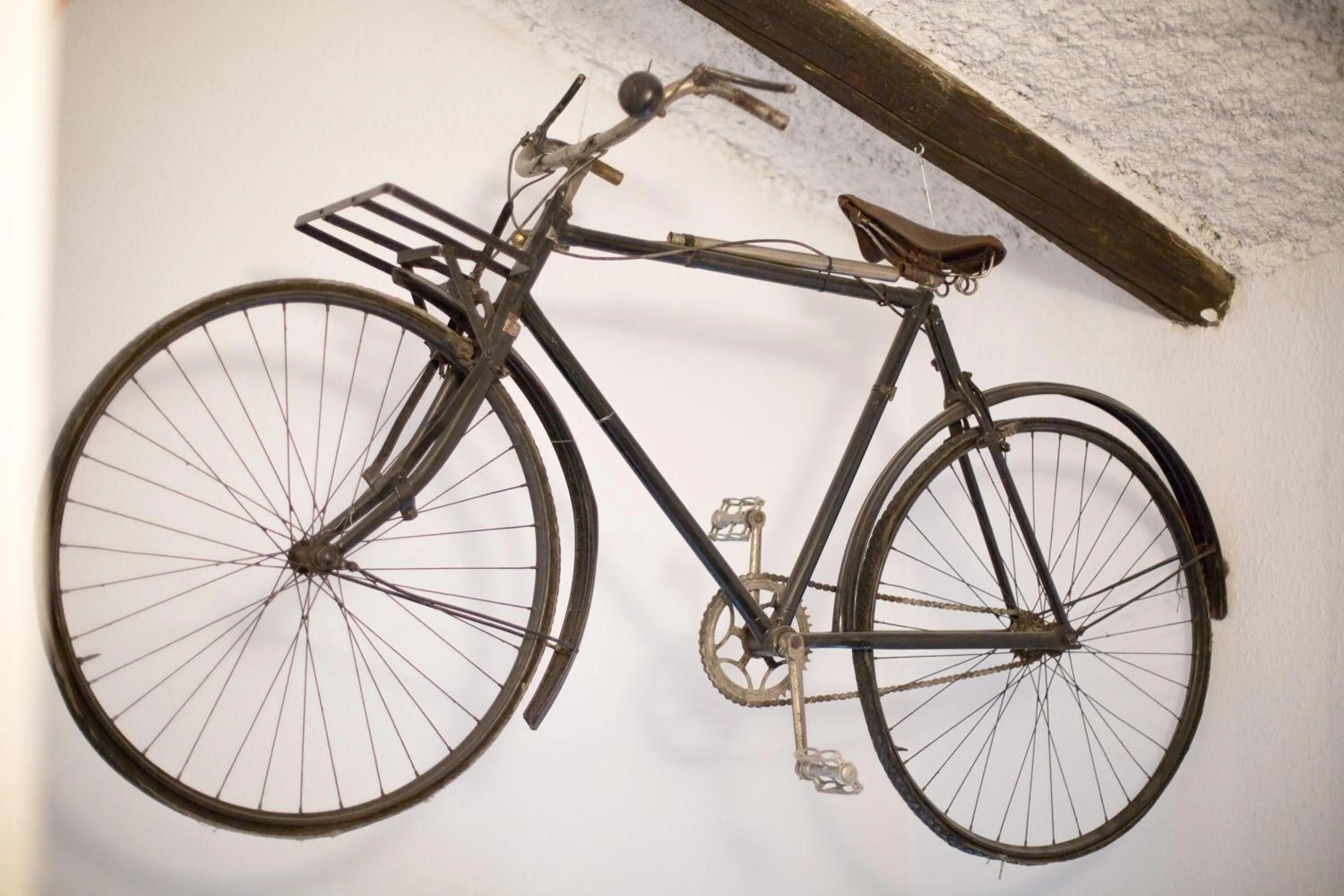 Decorative detail in Hostal Cisco de Sans