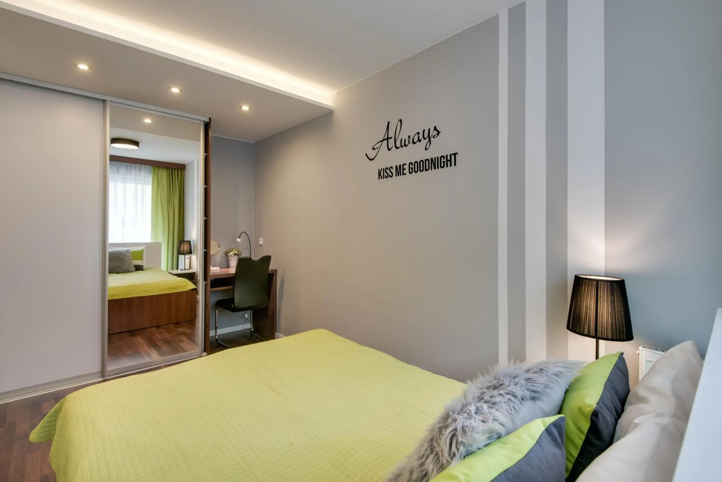 Apartment with Balcony in River Boulevards Apartment Apartment with Balcony in River Boulevards Apartment
