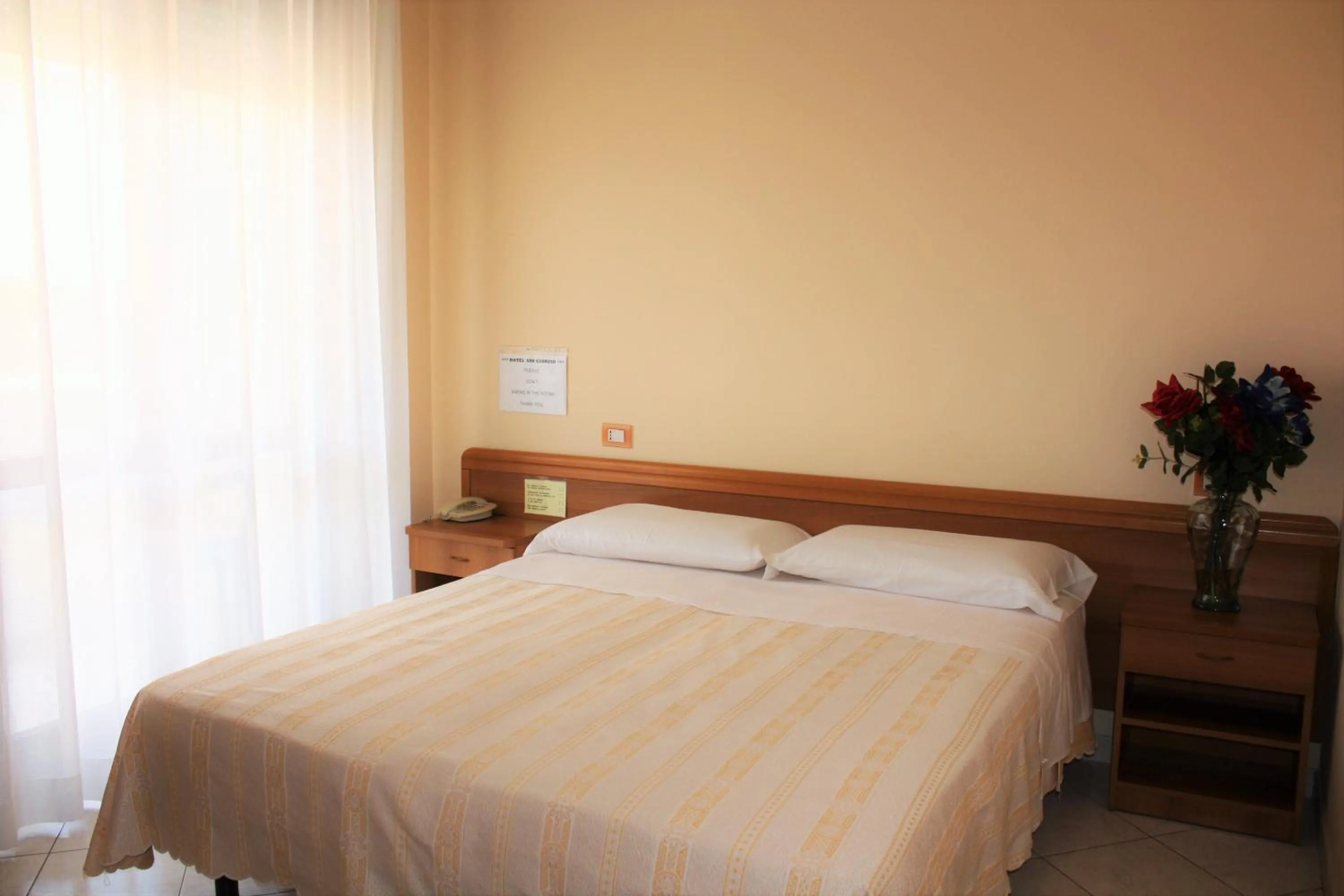 Photo of the whole room, Bed in Hotel San Giorgio