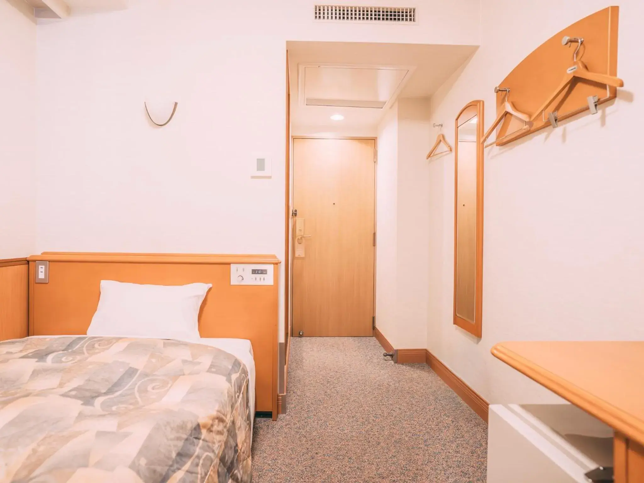 Photo of the whole room, Bed in Ave Tennoji Hotel Photo of the whole room, Bed in Ave Tennoji Hotel