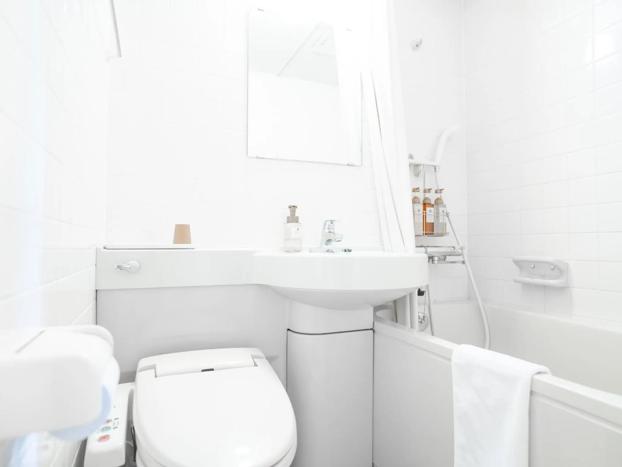 Bathroom in Ave Tennoji Hotel