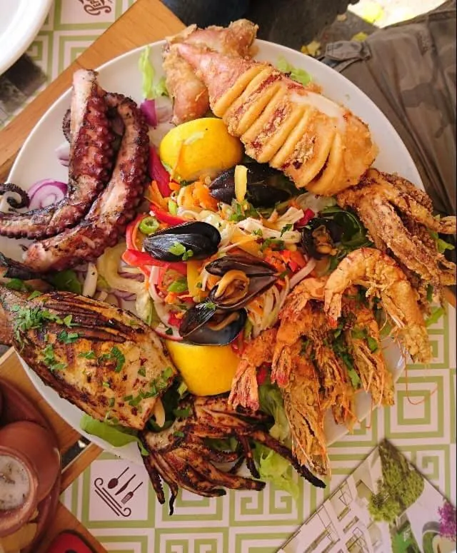 Restaurant/places to eat in Sammos Beach Resort