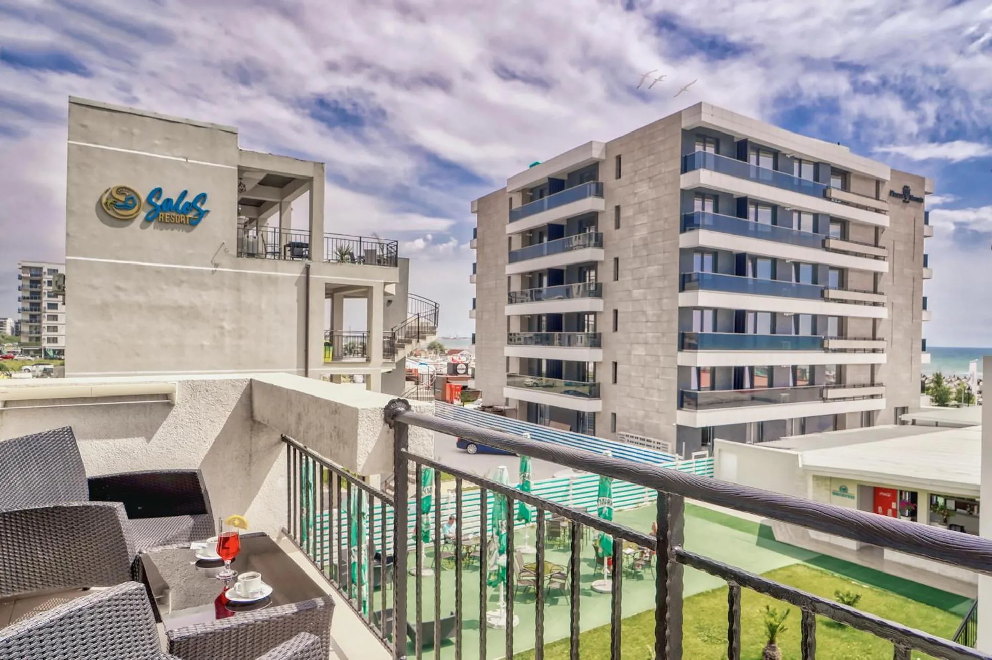 Sammos Beach Resort