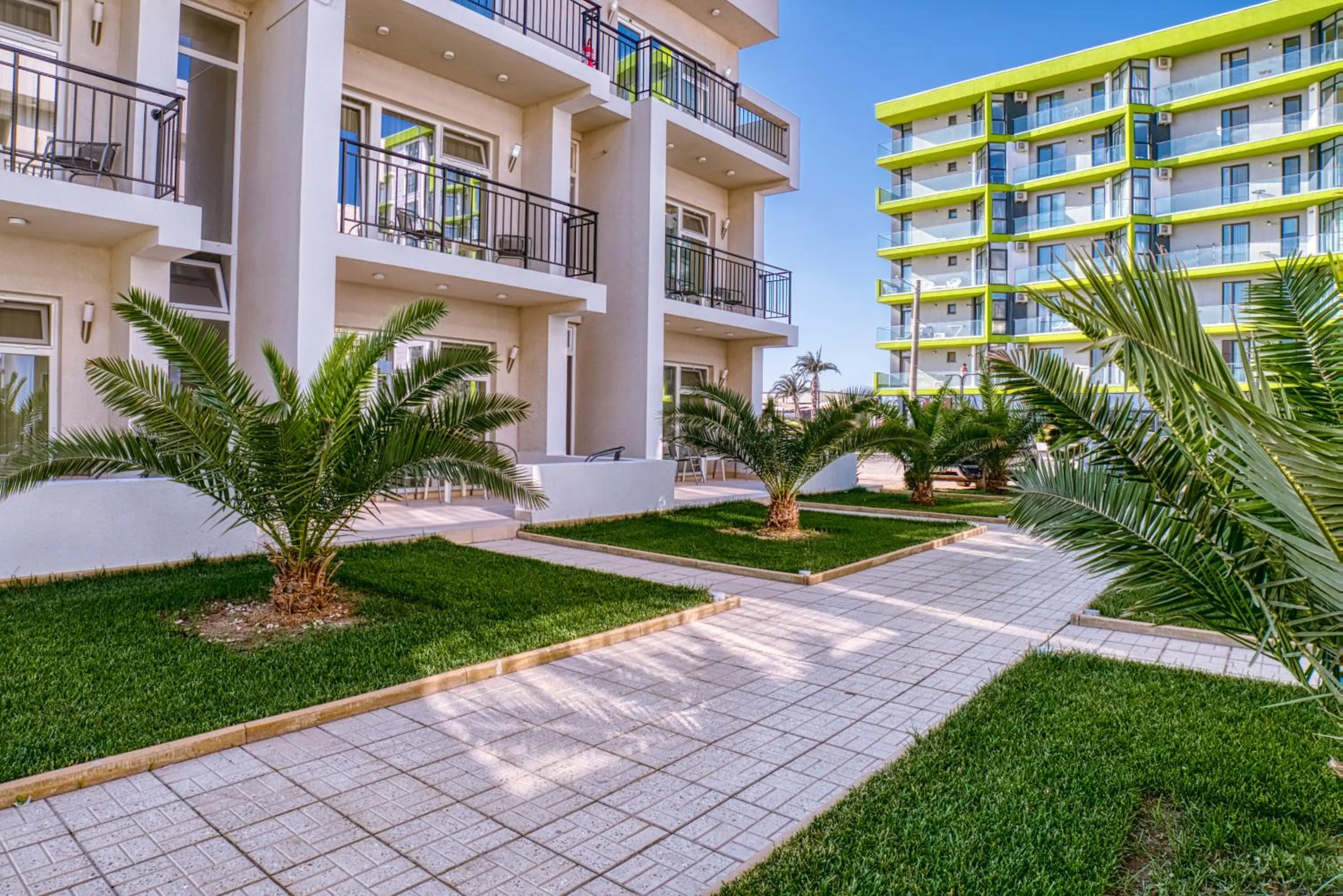 Property building in Sammos Beach Resort