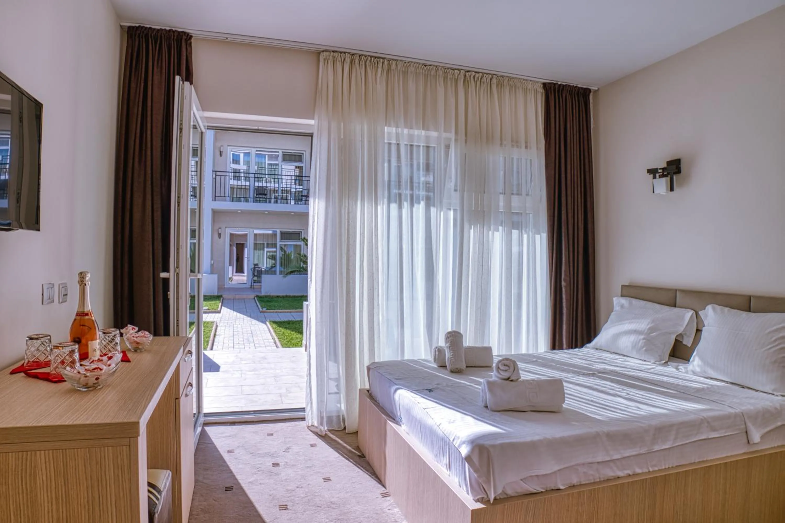 Bed in Sammos Beach Resort