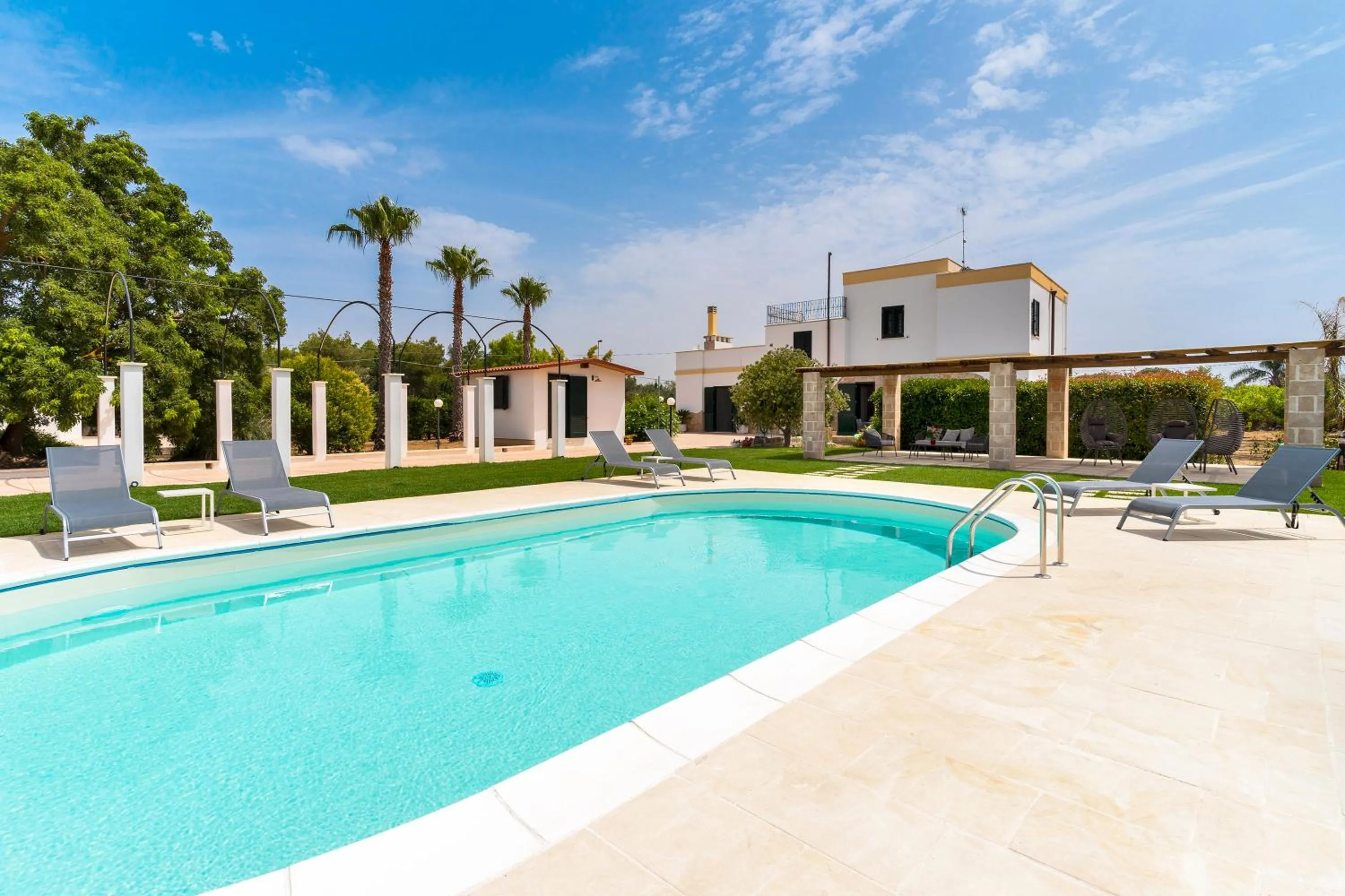 Garden view in B&B Rosa Dei Venti