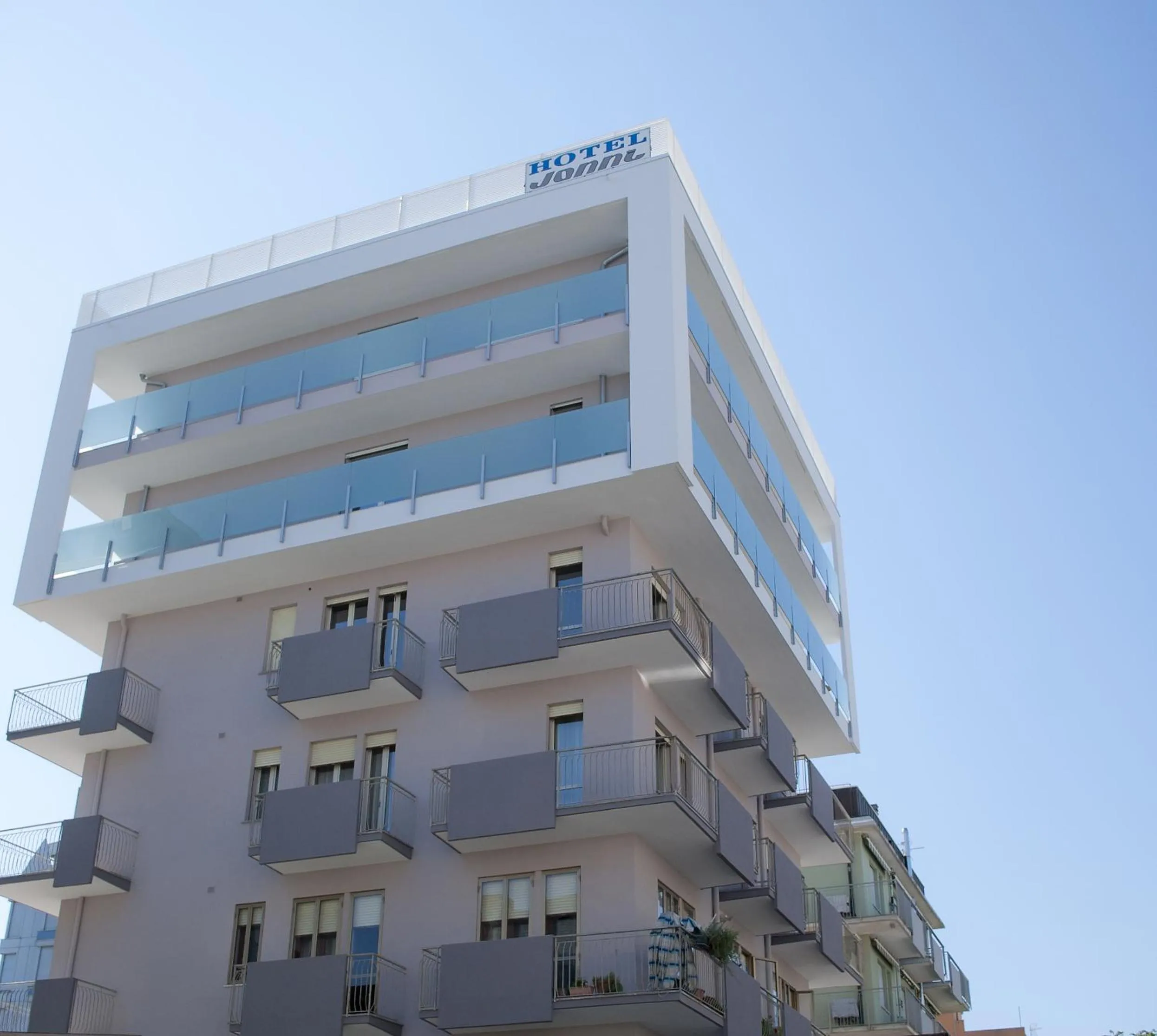 Property building in Hotel Jonni