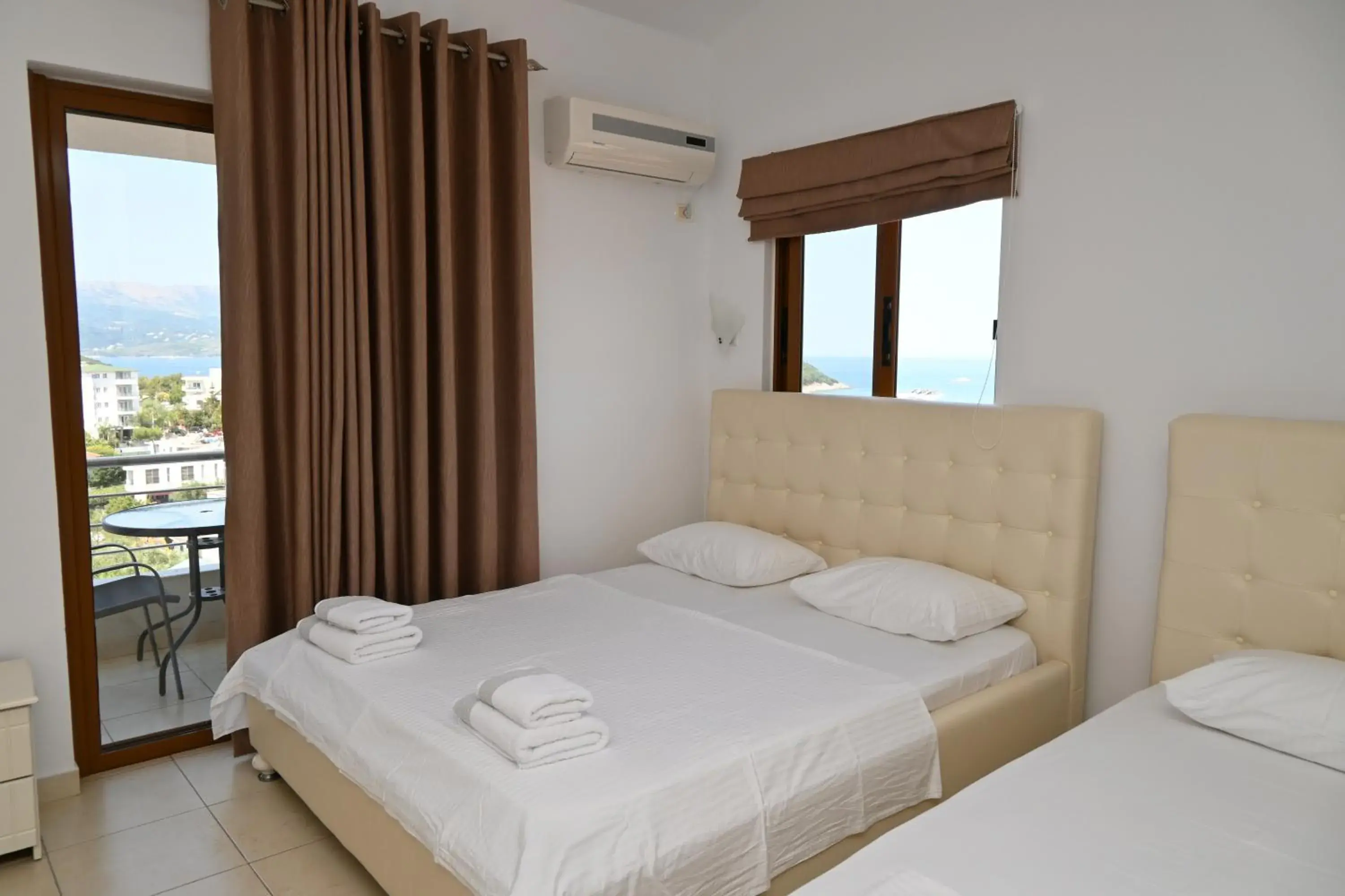 Triple Room with Sea View in Hotel Marku Triple Room with Sea View in Hotel Marku